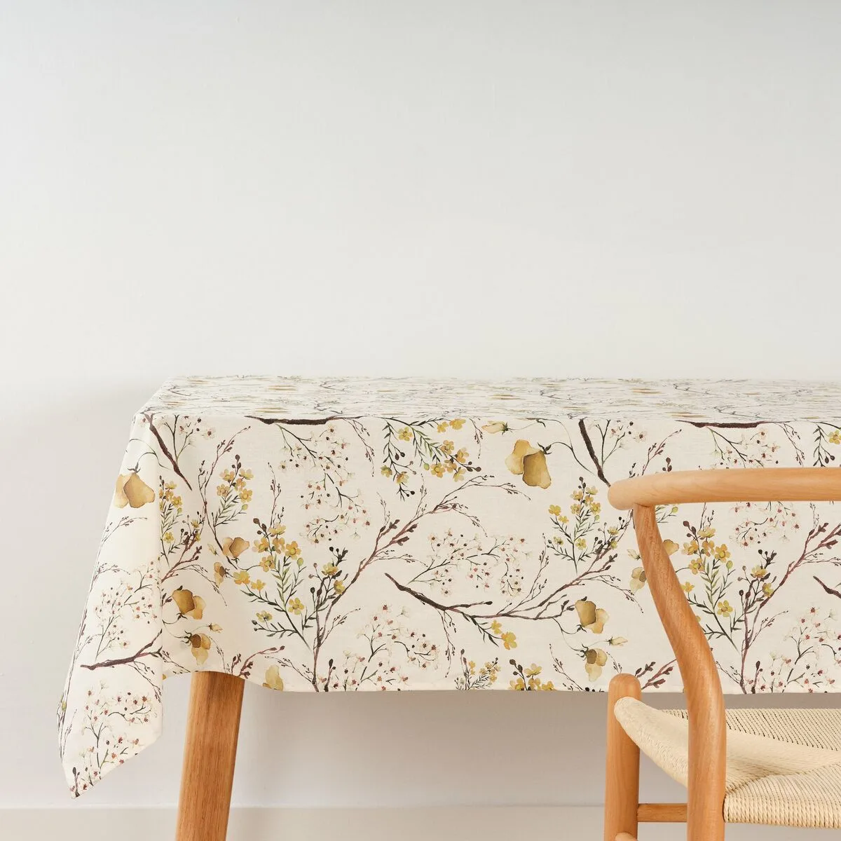 Nappe enduite antitache belum 0120 375 multicouleur 150 x 150 cm s980497411. Nos stylistes Diaytar dénichent pour vous les pépites de la saison.