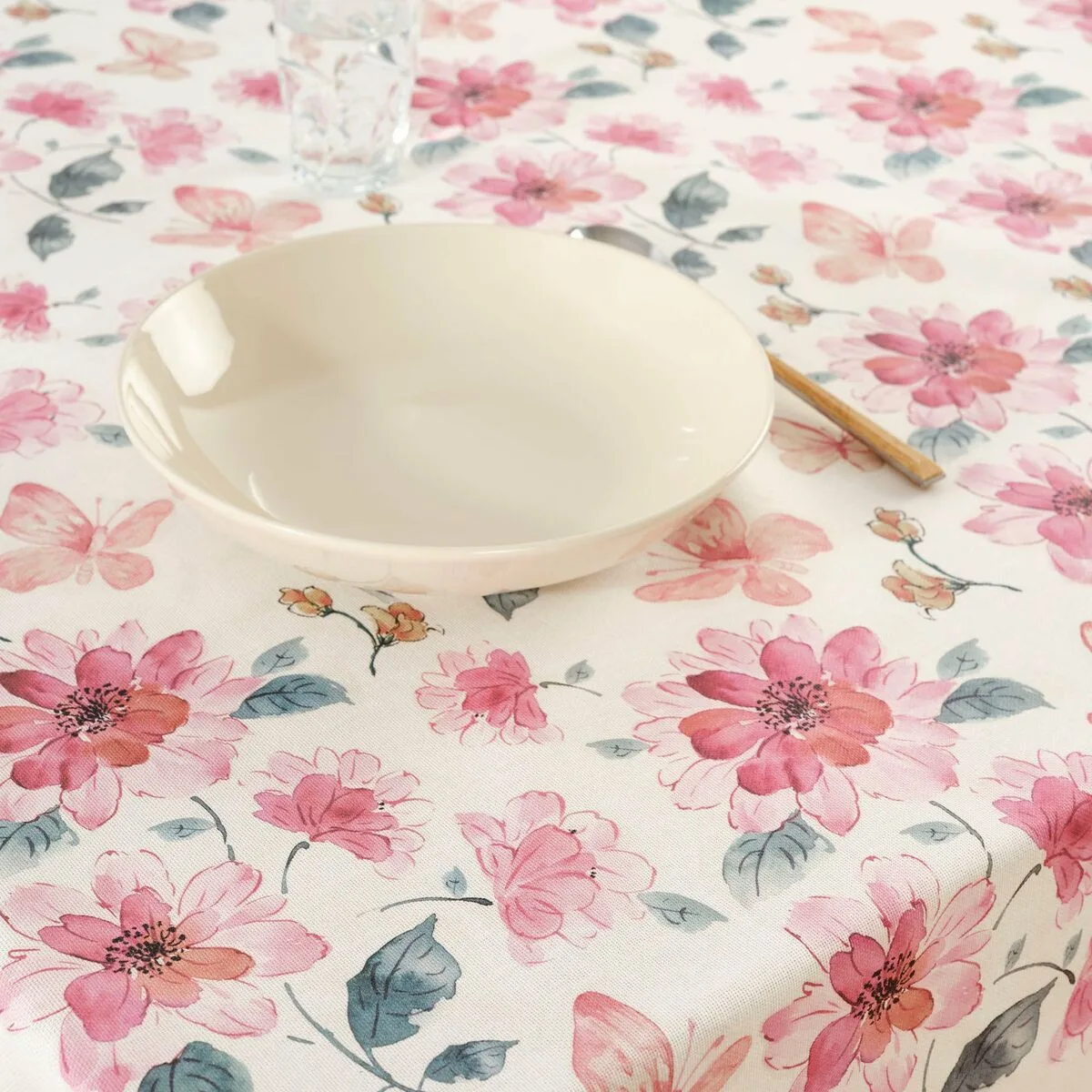 Nappe enduite antitache belum 0120 390 multicouleur 150 x 150 cm s980504452. Diaytar, l'art de mélanger les genres : trouvez l'équipement électronique parfait et l'objet déco qui lui correspondra