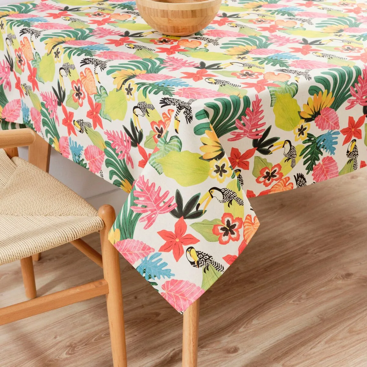 Nappe enduite antitache belum 0120 404 multicouleur 150 x 150 cm s981559710. Diaytar, c'est la promesse tenue d'un e-commerce où l'émerveillement devant un produit simple est encore possible.