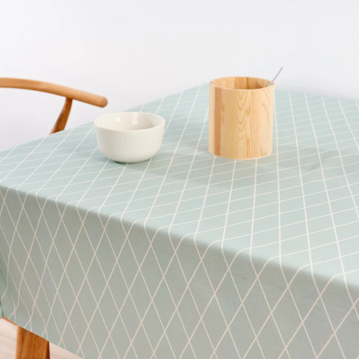Nappe enduite antitache belum 0220 55 multicouleur 300 x 150 cm s980667555. Diaytar, le trait d'union entre vos besoins pratiques et vos aspirations esthétiques, à travers une offre généraliste pointue