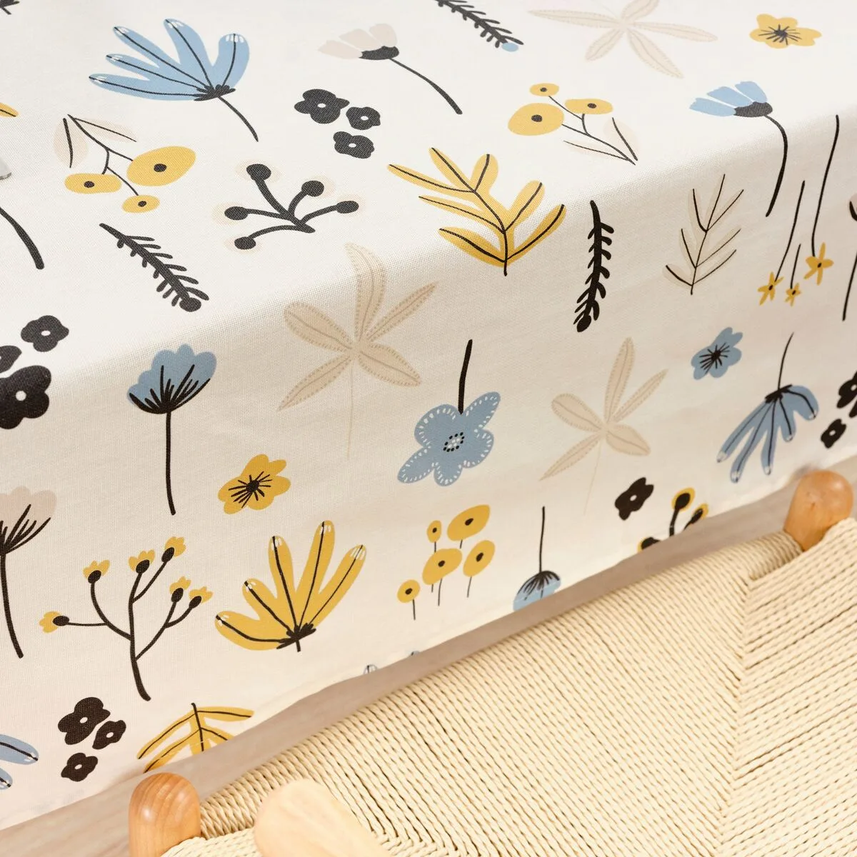 Nappe enduite antitache belum carmina 4 multicouleur 150 x 150 cm s980663823. Nous avons bâti Diaytar sur la conviction qu'un produit génial n'a pas de prix, mais devrait avoir un prix accessible.
