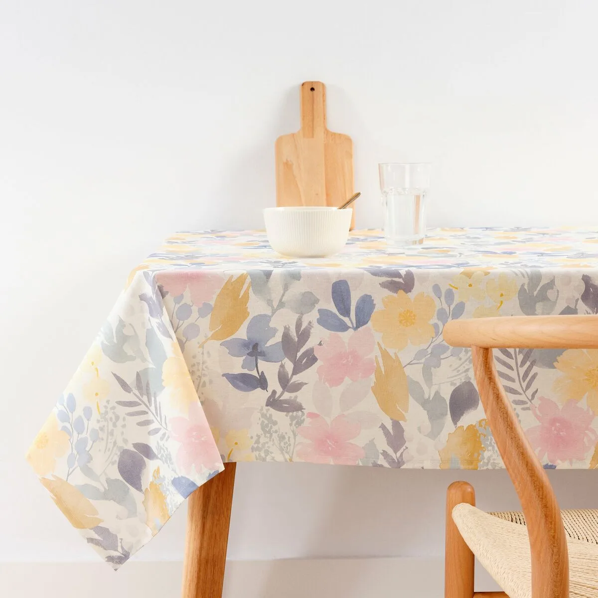 Nappe enduite antitache belum gisborne multicouleur 150 x 150 cm s980540233. Diaytar, le nom qui garantit que chaque produit, du plus technologique au plus basique, a été choisi avec goût et exigence