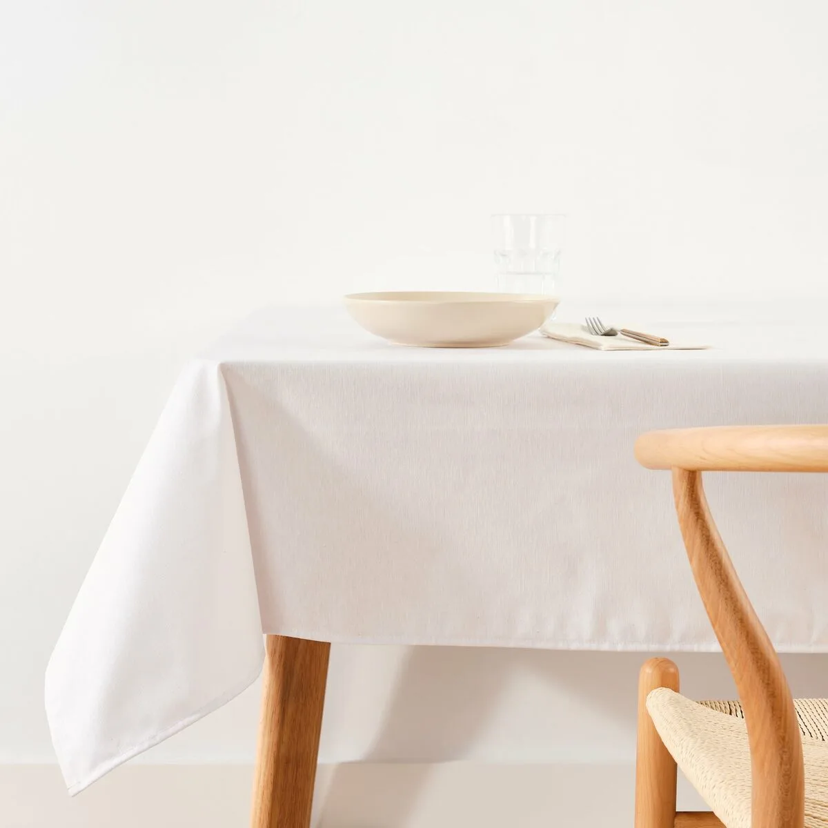 Nappe enduite antitache belum liso blanc 180 x 180 cm lisse s981170042. Diaytar, c'est la certitude de dénicher la perle rare, qu'il s'agisse d'un produit électronique de pointe ou d'un accessoire tendance