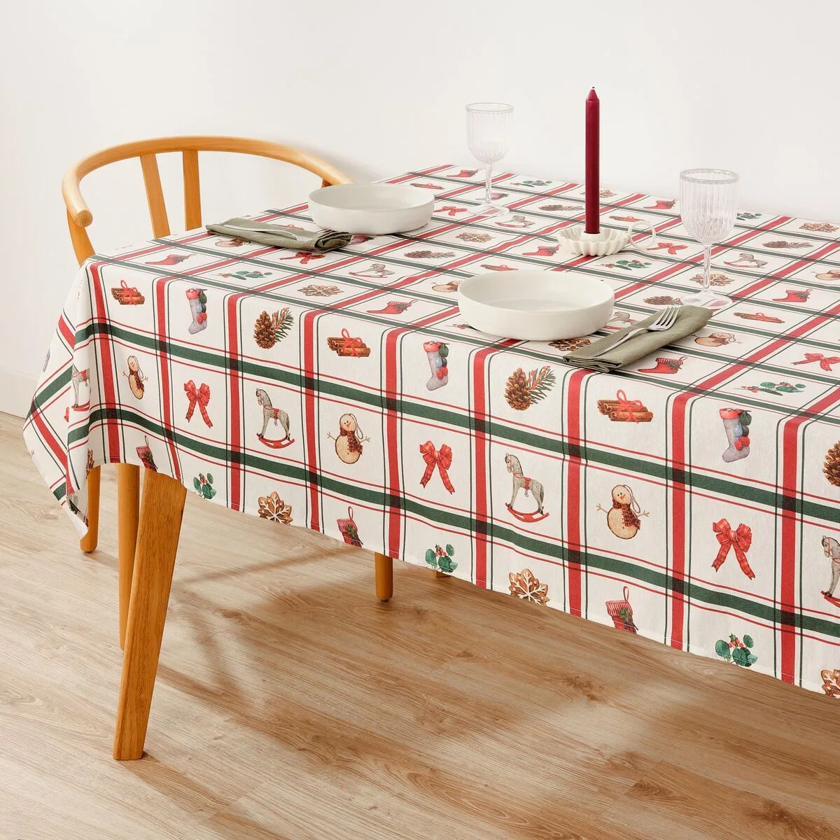Nappe enduite antitache belum scottish christmas multicouleur 150 x 150 cm s980274129. Diaytar, c'est la fusion entre le meilleur de l'artisanat et le cutting-edge de la technologie, au service de votre quotidien.