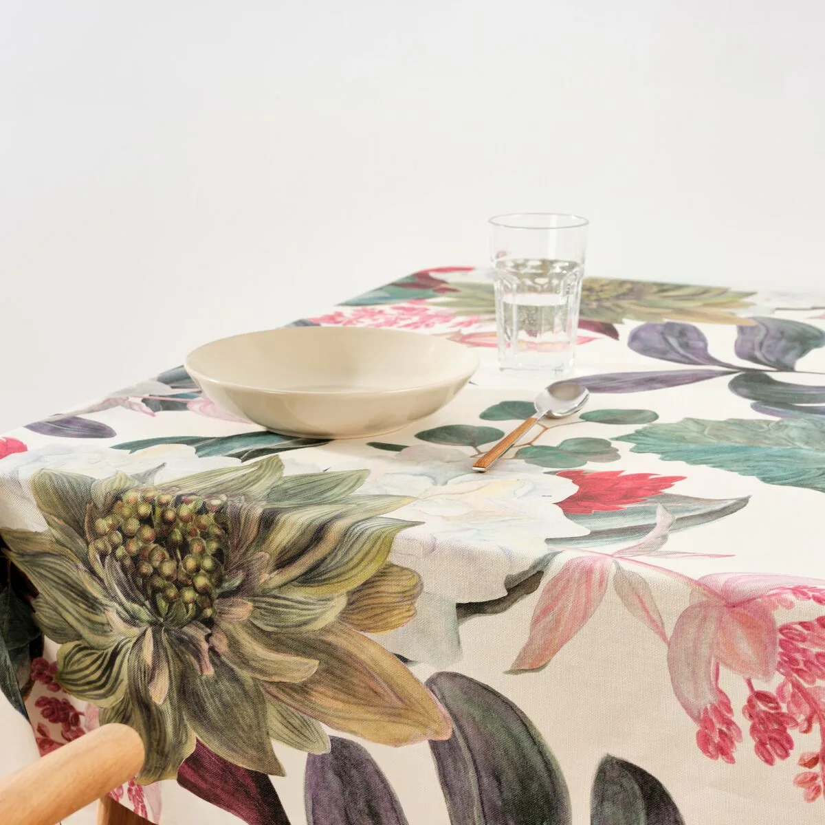 Nappe enduite antitache belum ula 105 multicouleur 150 x 150 cm s980630860. Laissez-vous guider par Diaytar à travers la jungle des produits pour dénicher ceux qui méritent vraiment votre attention