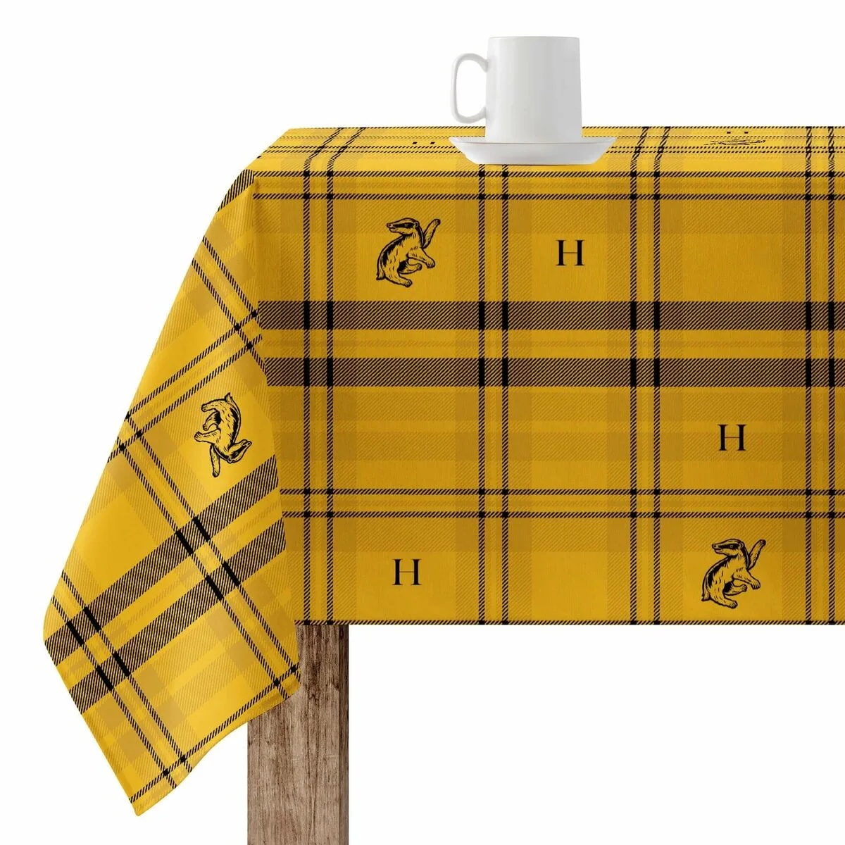 Nappe enduite antitache harry potter hufflepuff multicouleur 250 x 150 cm s980238366. Diaytar : Votre portail vers un monde de produits où la frontière entre l'essentiel et le superflu devient délicieusement floue