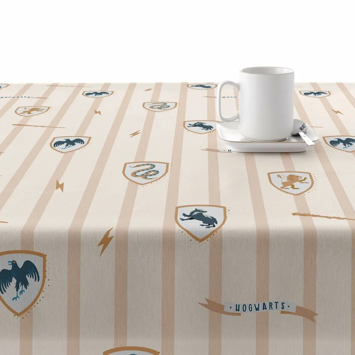 Nappe enduite antitache harry potter multicouleur 300 x 150 cm s981484181. La chasse aux produits extraordinaires est ouverte. Diaytar vous donne les clés d'un univers shopping infini.