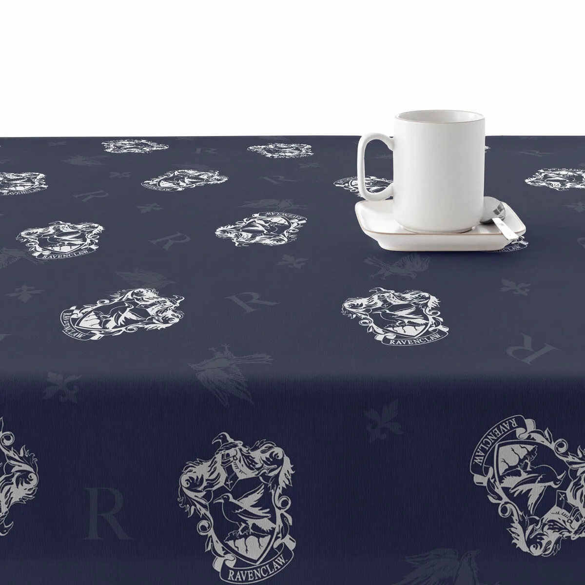 Nappe enduite antitache harry potter ravenclaw shield multicouleur 100 x 150 cm s980272526. Diaytar vous habille de la tête aux pieds avec goût et raffinement.
