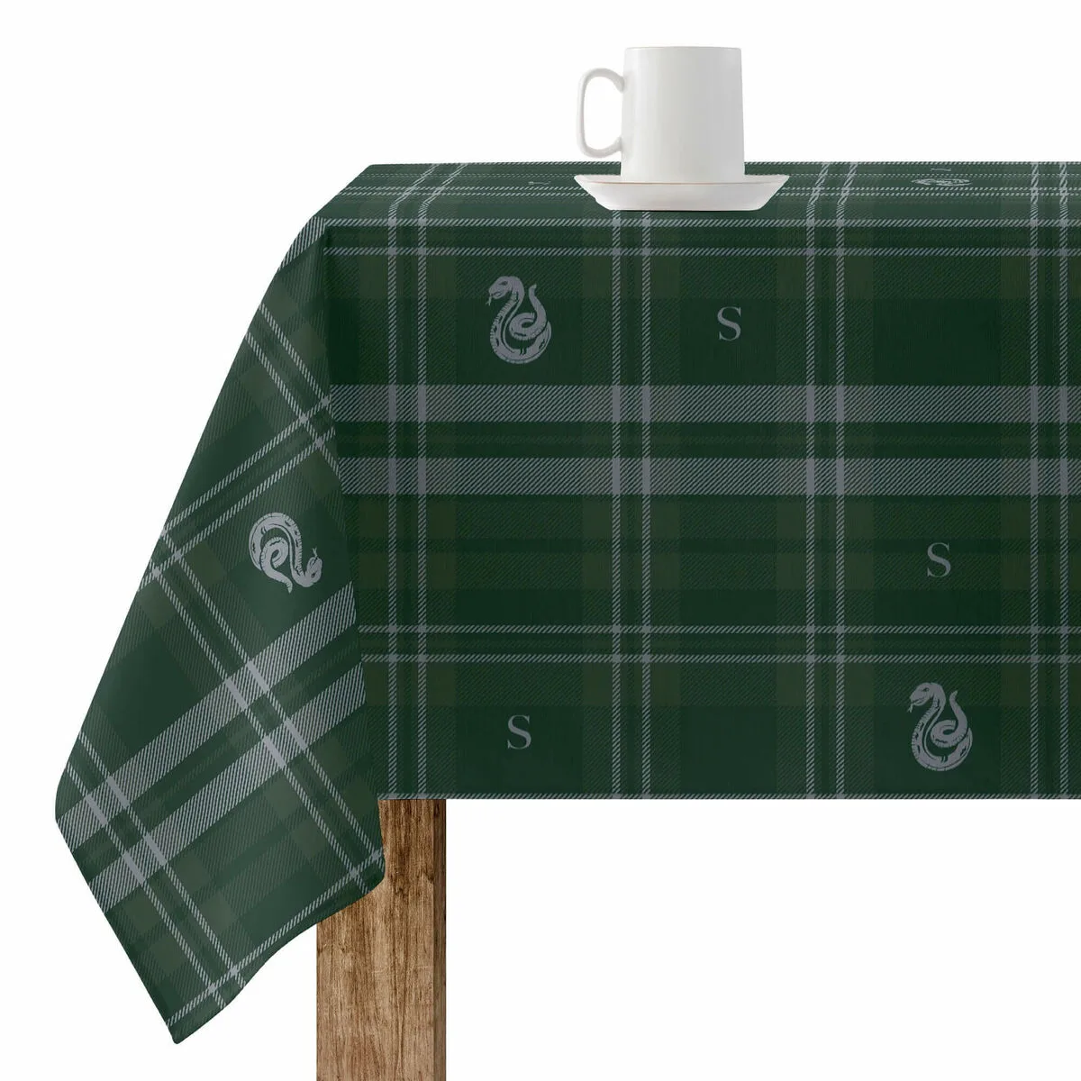 Nappe enduite antitache harry potter slytherin multicouleur 250 x 150 cm s980275820. Découvrez la diversité Diaytar : une infinité de produits pour la maison, le travail, les loisirs, tous dans l'air du temps