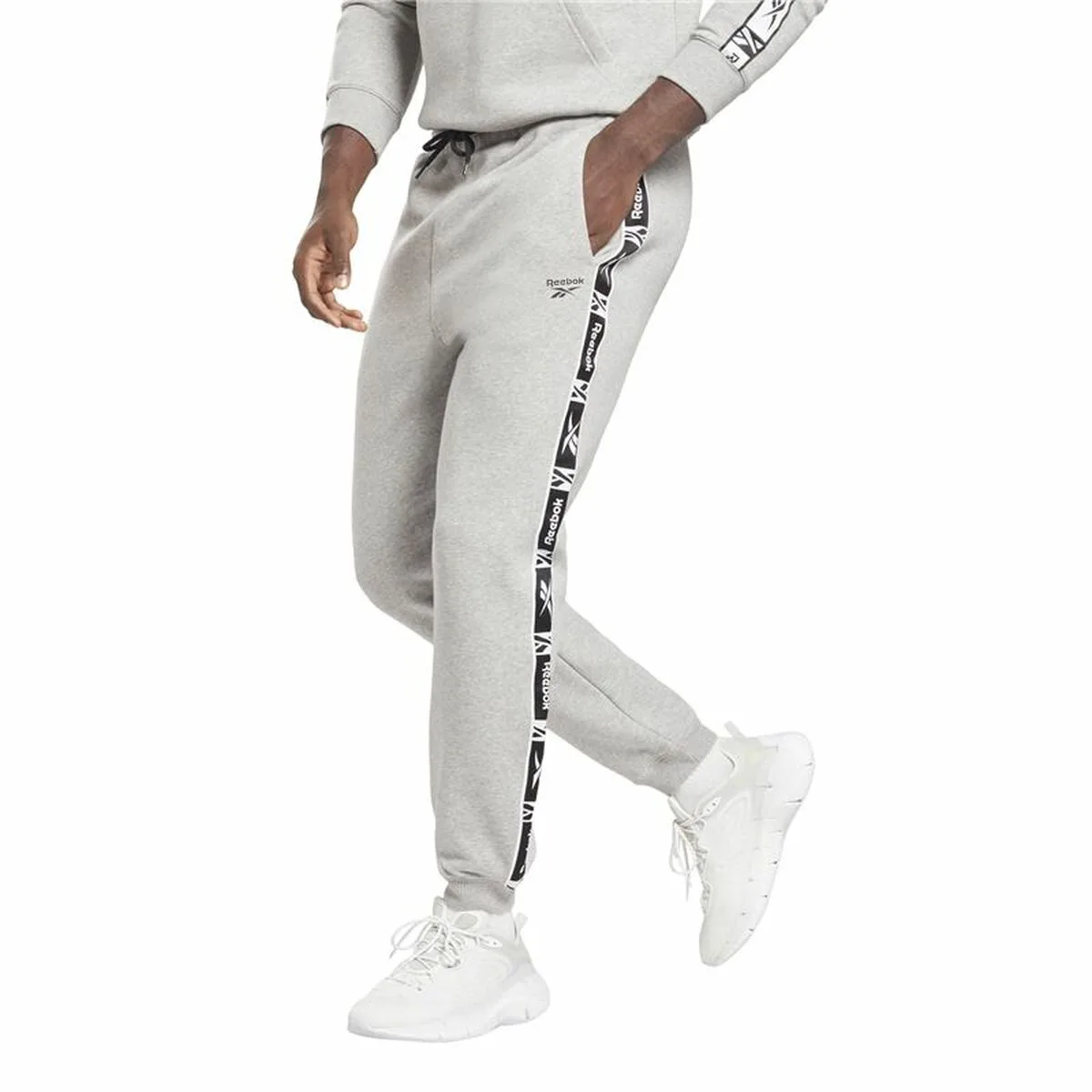 Pantalon de sport long reebok identity homme s6414664052. Diaytar réinvente le e-commerce avec une approche généraliste axée sur la qualité, la tendance et l'accessibilité