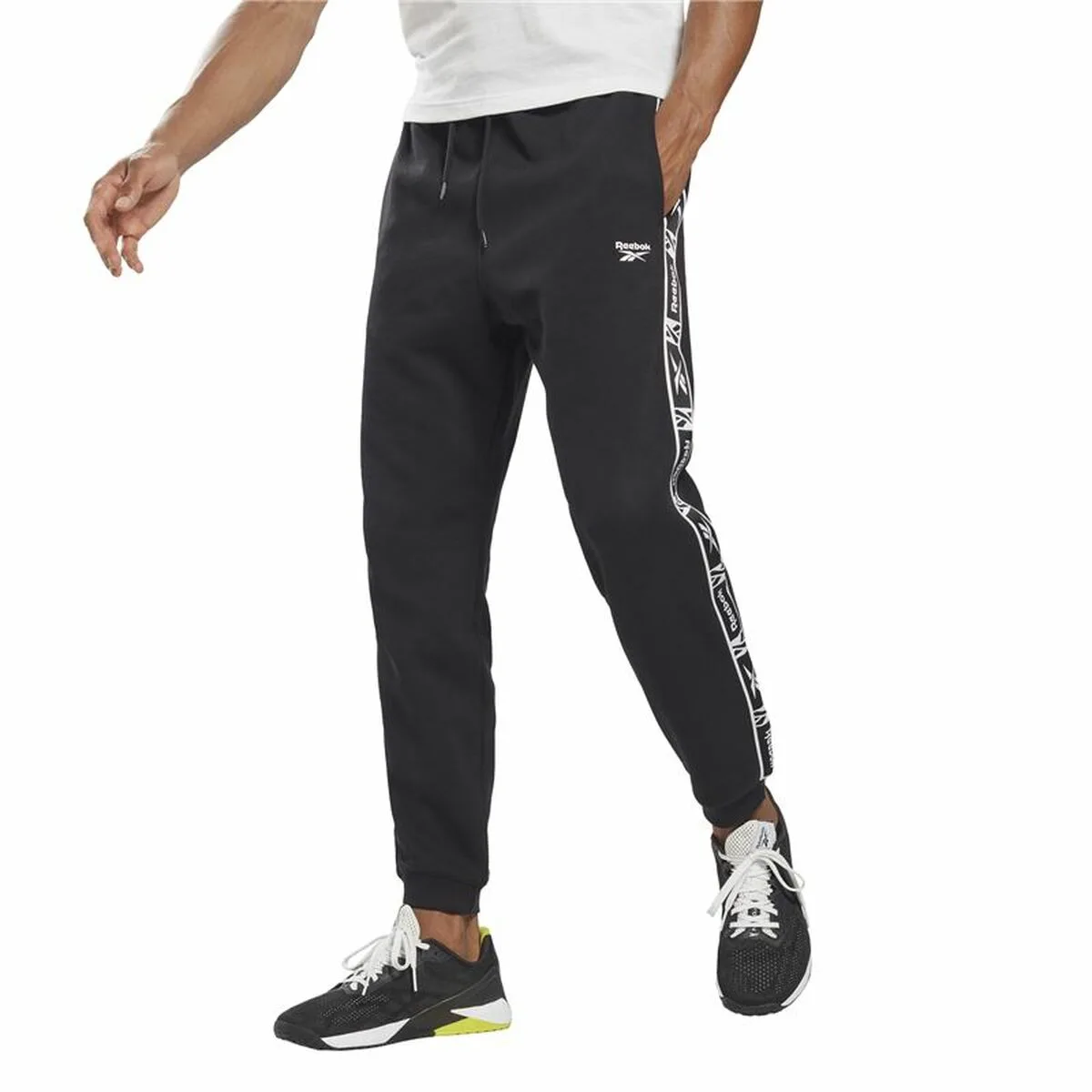 Pantalon de sport long reebok ri tape noir s6412435899. Diaytar, c'est le cercle vertueux : des produits de qualité qui améliorent votre vie, qui vous rendent heureux, alors vous revenez.