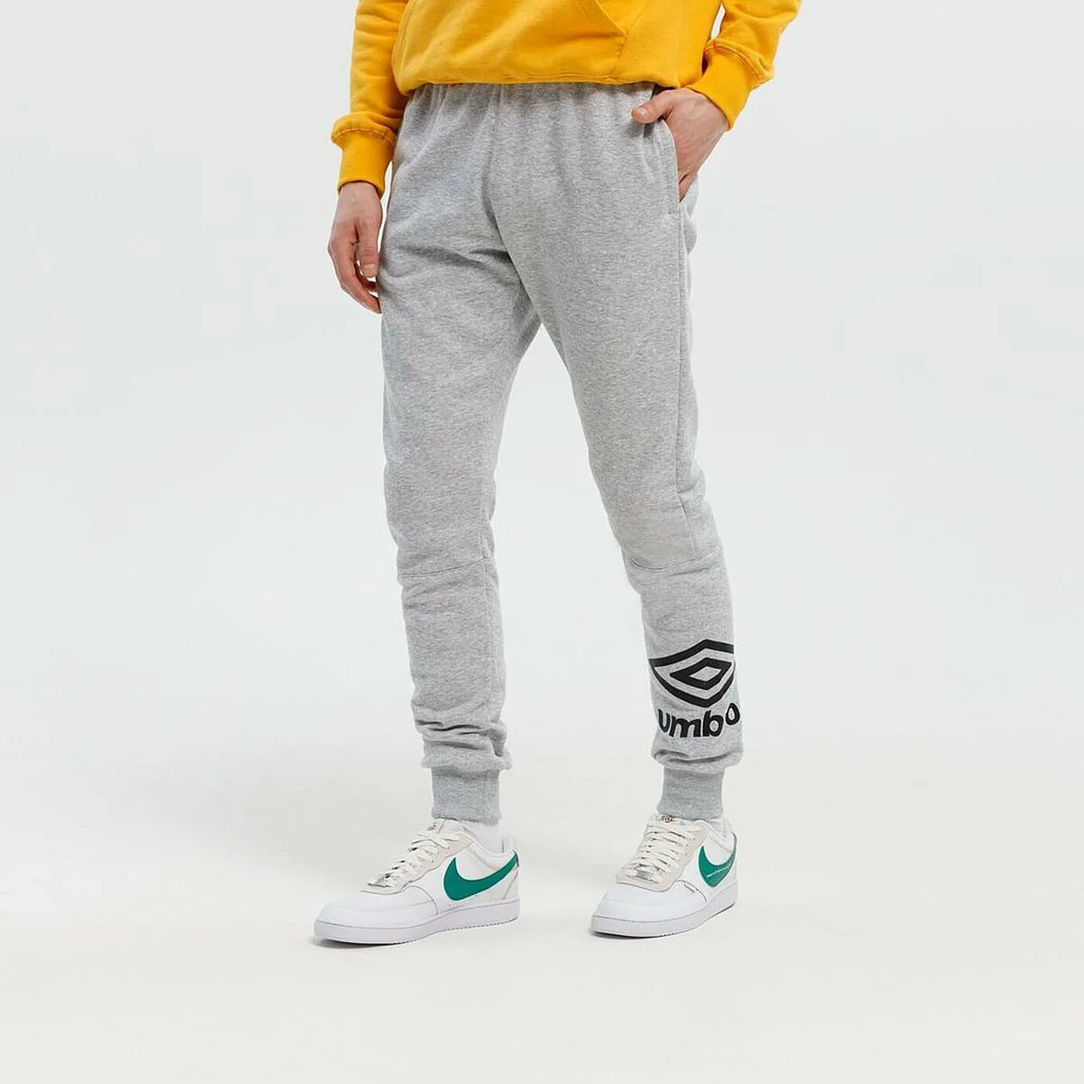 Pantalon pour adulte umbro 66067u 263 gris homme s202232022. Diaytar : Parce que vos goûts sont éclectiques, notre offre de produits l'est tout autant. Explorez sans modération.