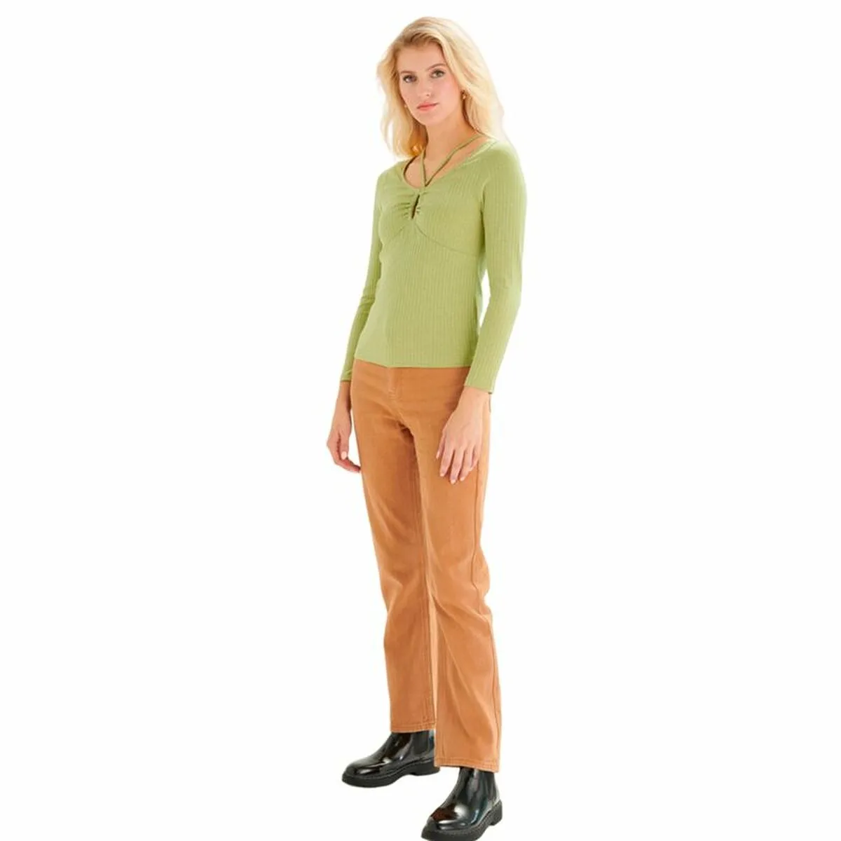 Pantalons 24colours marron s6412004938. Diaytar, c'est la promesse de trouver ce produit parfait qui répondra à un besoin précis tout en étant un objet de désir
