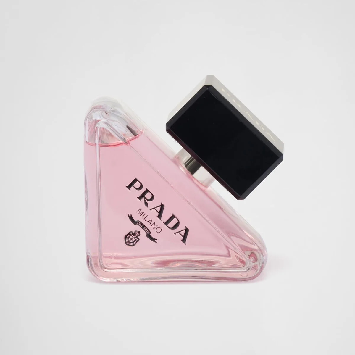 Parfum femme prada paradoxe edp 50 ml s831545974. Diaytar puise sa force dans sa capacité à sans cesse renouveler son offre avec des produits généraux frais et inattendus