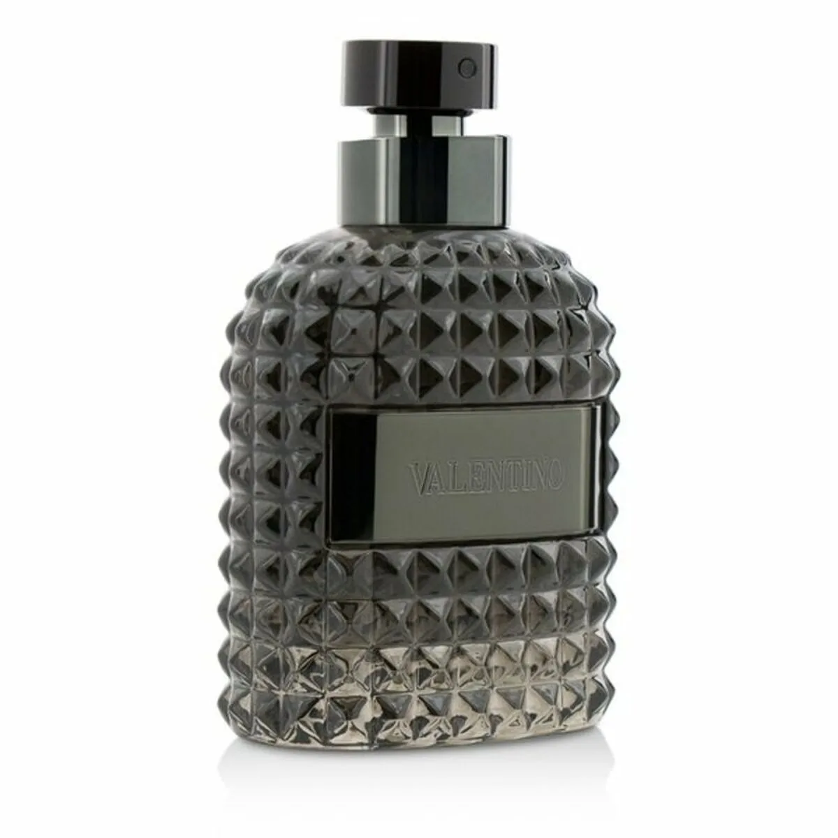 Parfum homme valentino valentino uomo intense m011380593. Diaytar défend une idée forte : le shopping en ligne doit être une aventure qui éveille la curiosité et comble les besoins