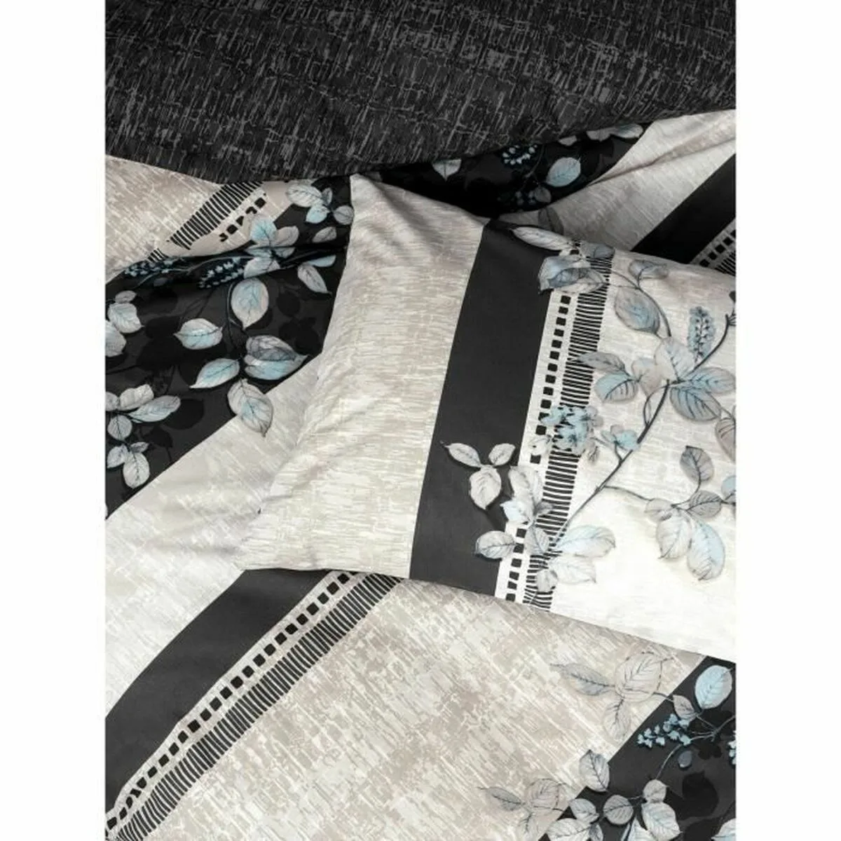 Parure de couette s7101957910. Diaytar opère une veille constante pour vous offrir l'élite des produits généraux, électroniques et maison.