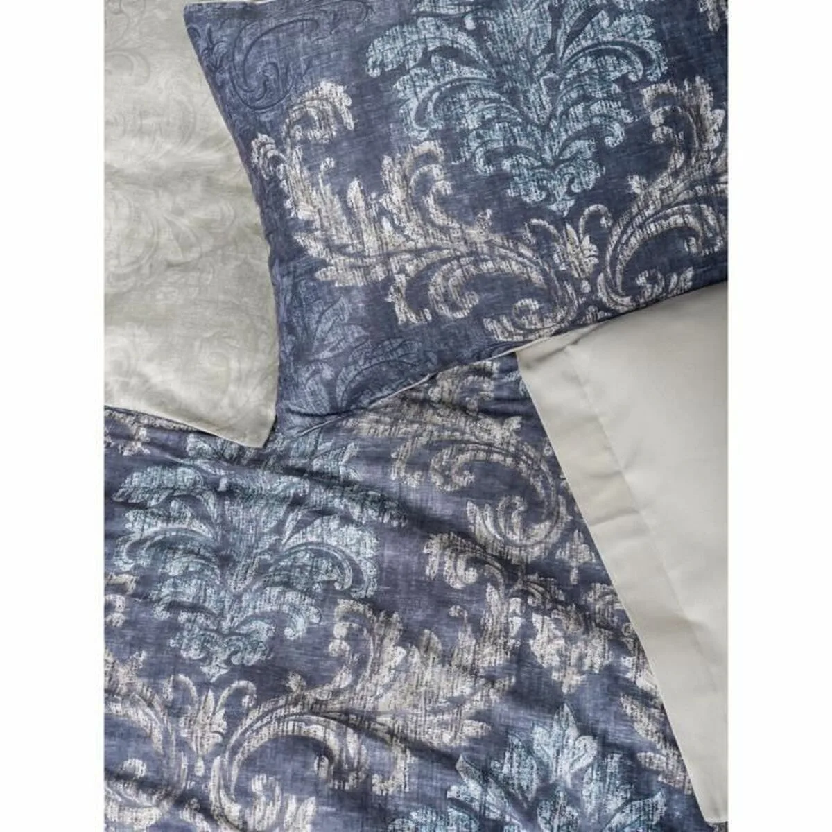 Parure de couette bleu 220 x 240 cm s7101947231. Révélez votre style avec la collection capsule Diaytar, limitée et exclusive.