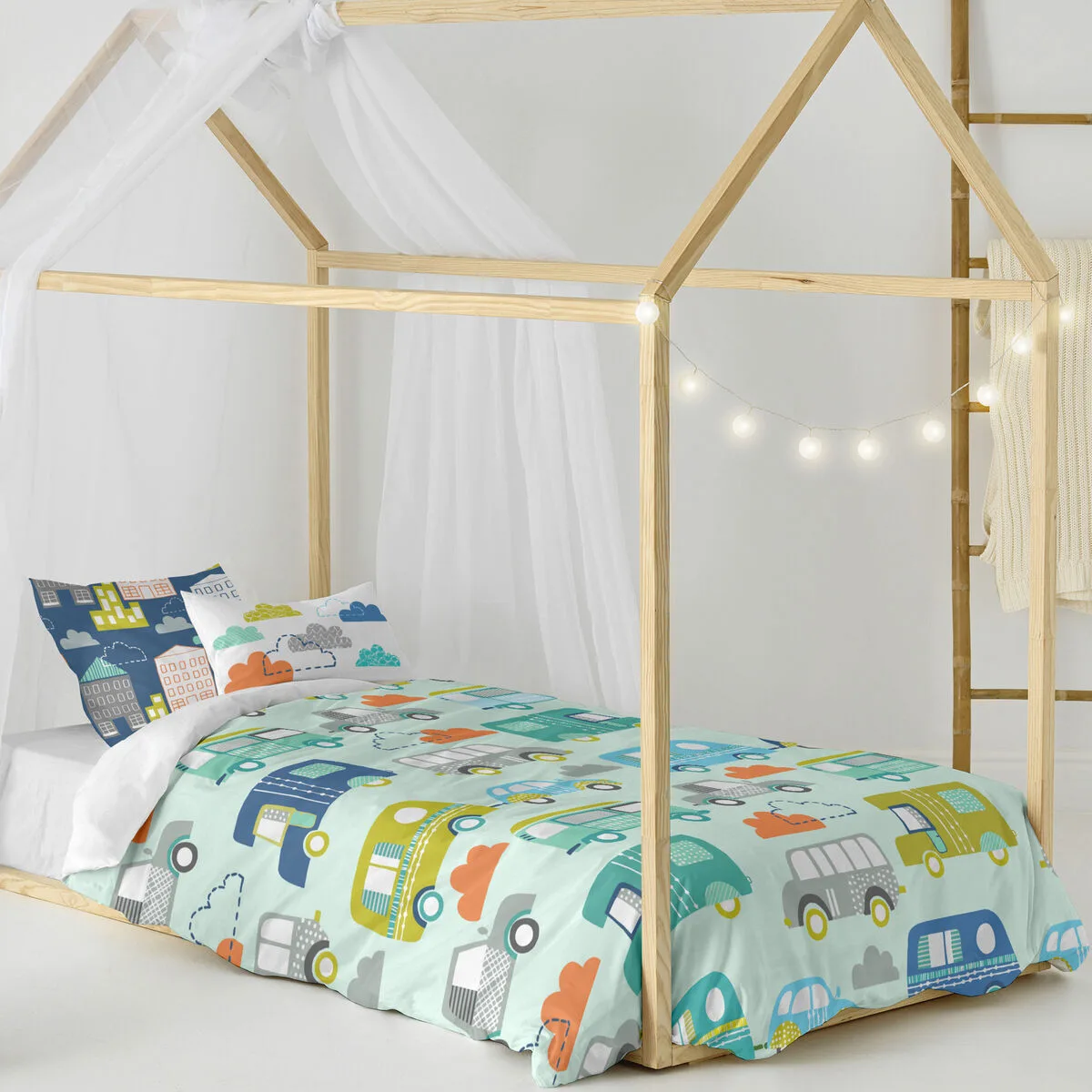 Parure de couette happyfriday moshi moshi holidays multicouleur lit 1 persone 2 pieces d161424495. Diaytar, c'est l'alchimie parfaite entre la froide efficacité de la tech et la chaleur rassurante des produits de qualité.