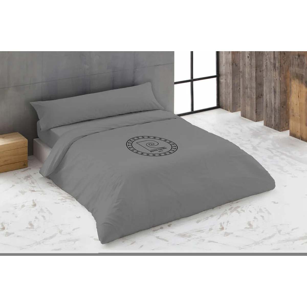 Parure de couette hosteline logo gris lit 1 2 persones 220 x 230 cm 3 pieces d210007110. Notre ambition chez Diaytar : être la source la plus fiable pour vos achats de produits généraux et high-tech tendance