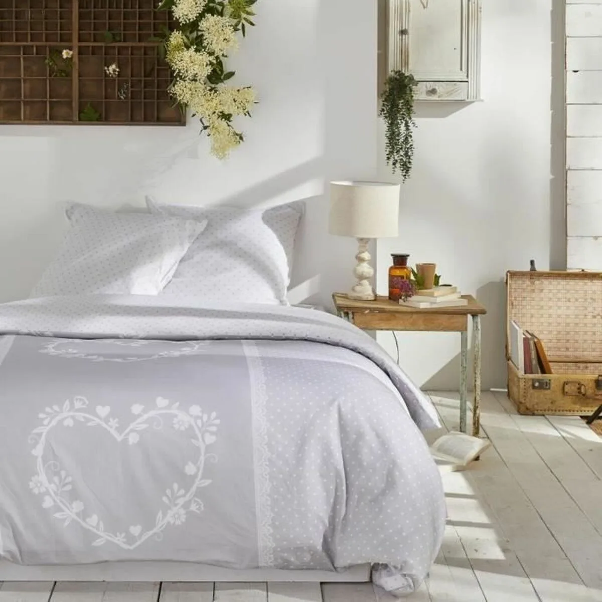 Parure de couette today blanc gris 220 x 240 cm s719356835. Diaytar a été conçu pour ceux qui refusent le compromis. Ici, chaque produit est une victoire du qualitatif sur le quantitatif.