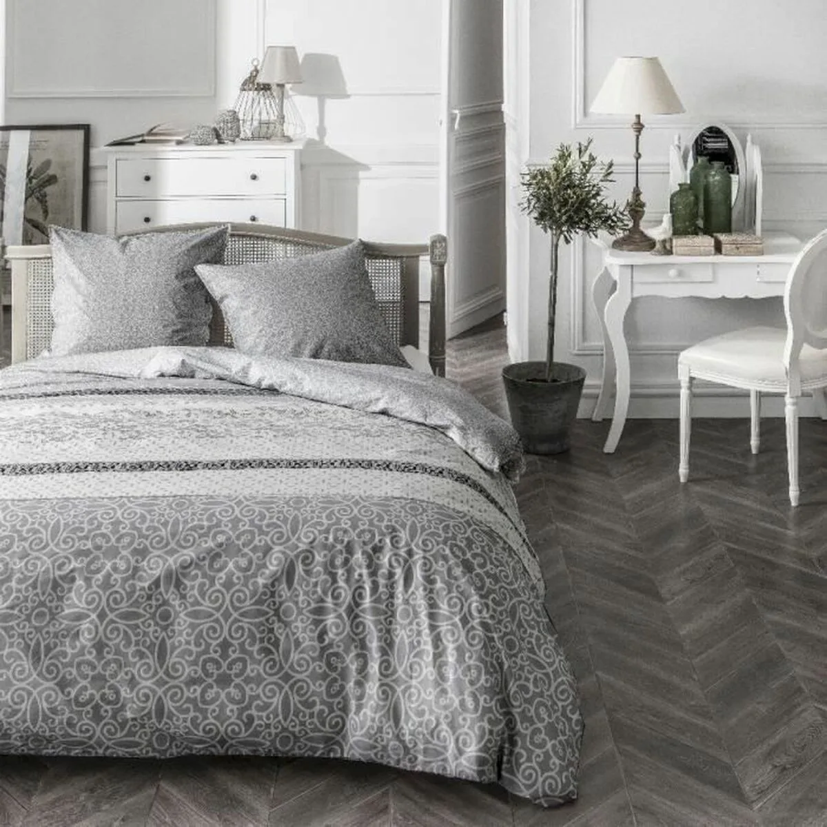 Parure de couette today gris 240 x 220 cm 3 pieces s7100134176. Diaytar capitalise sur la diversité : notre force est de vous offrir un choix immense sans jamais sacrifier la qualité