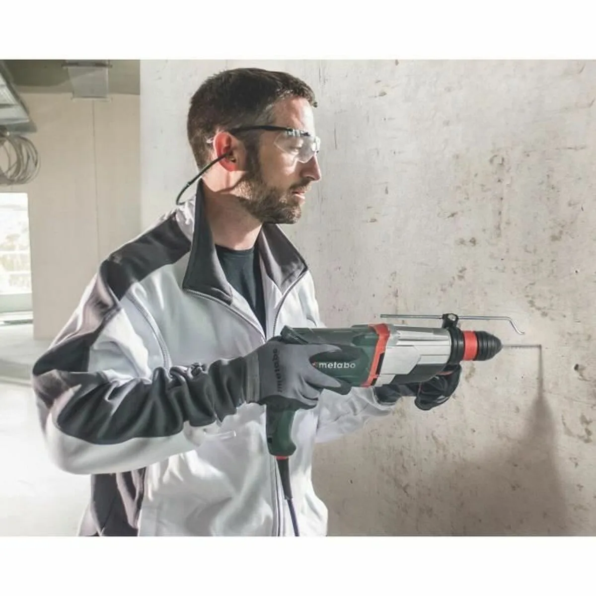Perceuse metabo uhe 2660 2 850 w s715313575. Diaytar, c'est la plateforme qui ose remettre l'humain au centre de l'expérience produit, dans un monde de plus en plus digital.