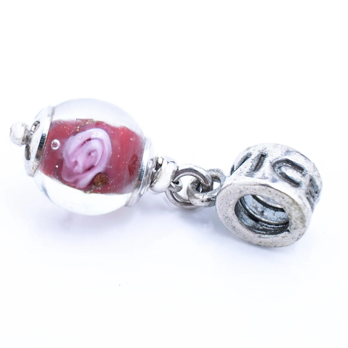 Perle de verre femme viceroy vmm0107 27 rouge 1 cm s033603336. Notre mission chez Diaytar : démocratiser l'accès aux produits extraordinaires, sans rogner sur le design ou la qualité.