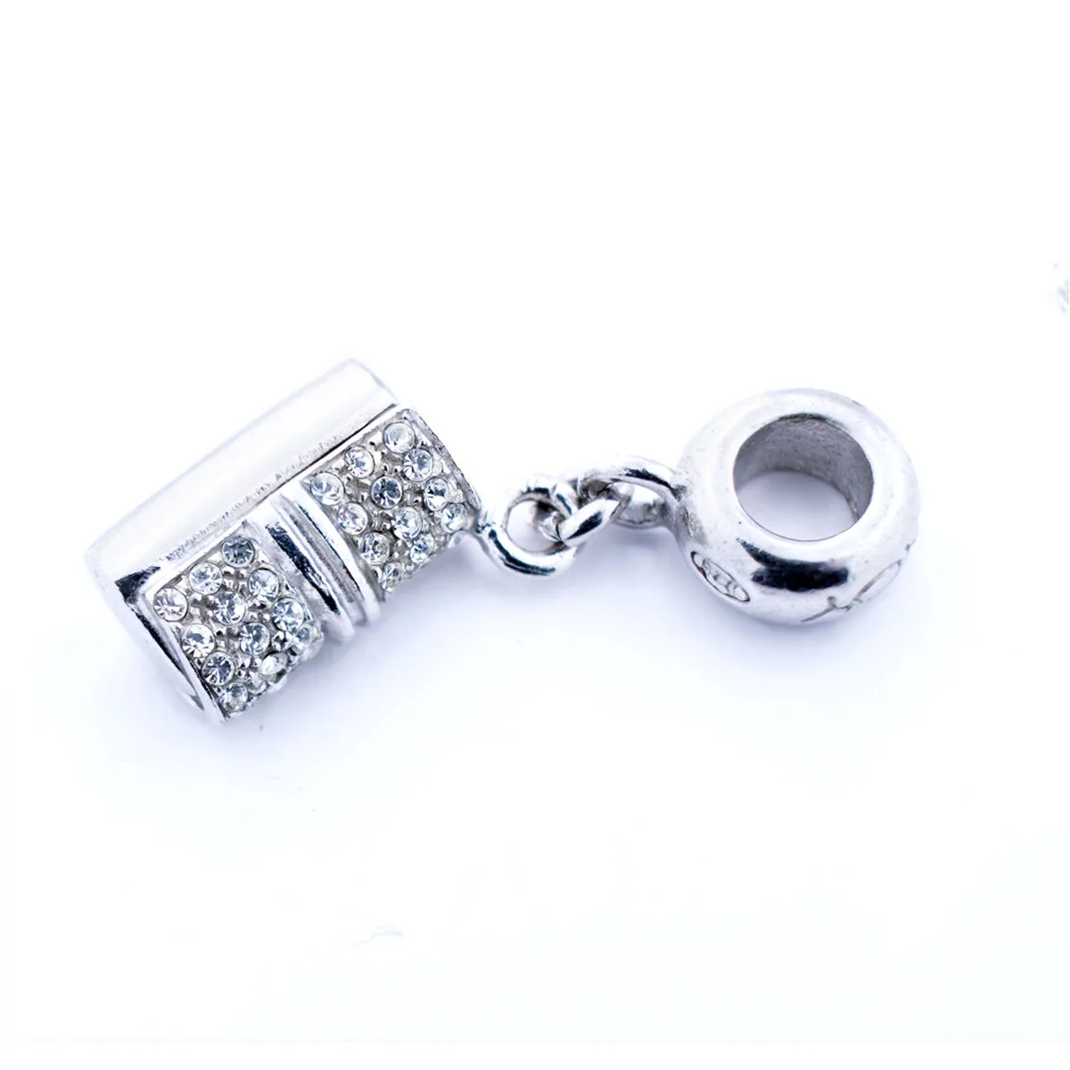 Perle de verre femme viceroy vmm0254 10 argente 1 cm s033605625. Nous avons conçu Diaytar pour être intuitif, comme vos produits préférés. Simple, efficace, et terriblement séduisant.