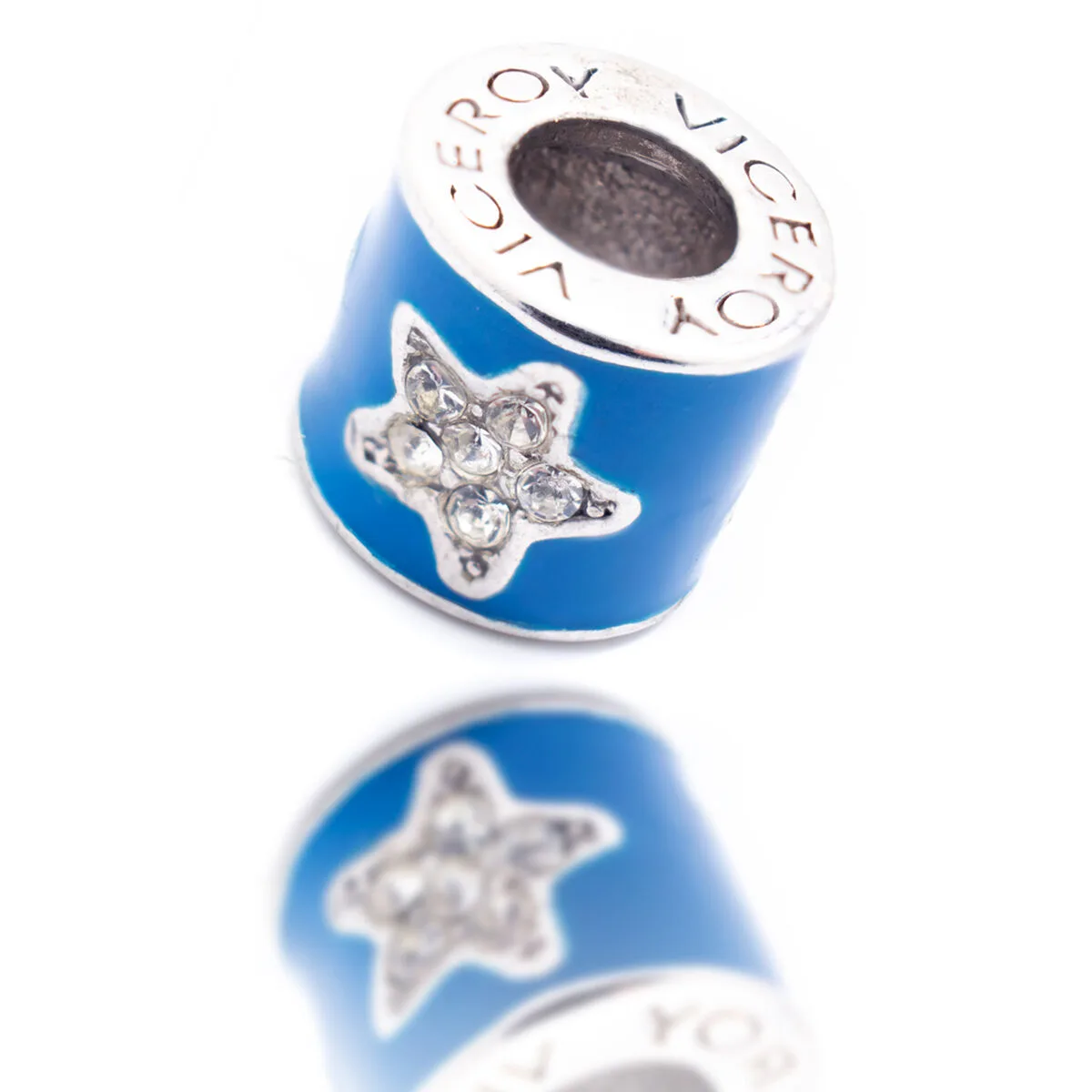 Perle de verre femme viceroy vmm0305 23 bleu 1 cm s033718853. Diaytar, c'est l'assurance de découvrir des produits que vous ne trouverez nulle part ailleurs, tous domaines confondus