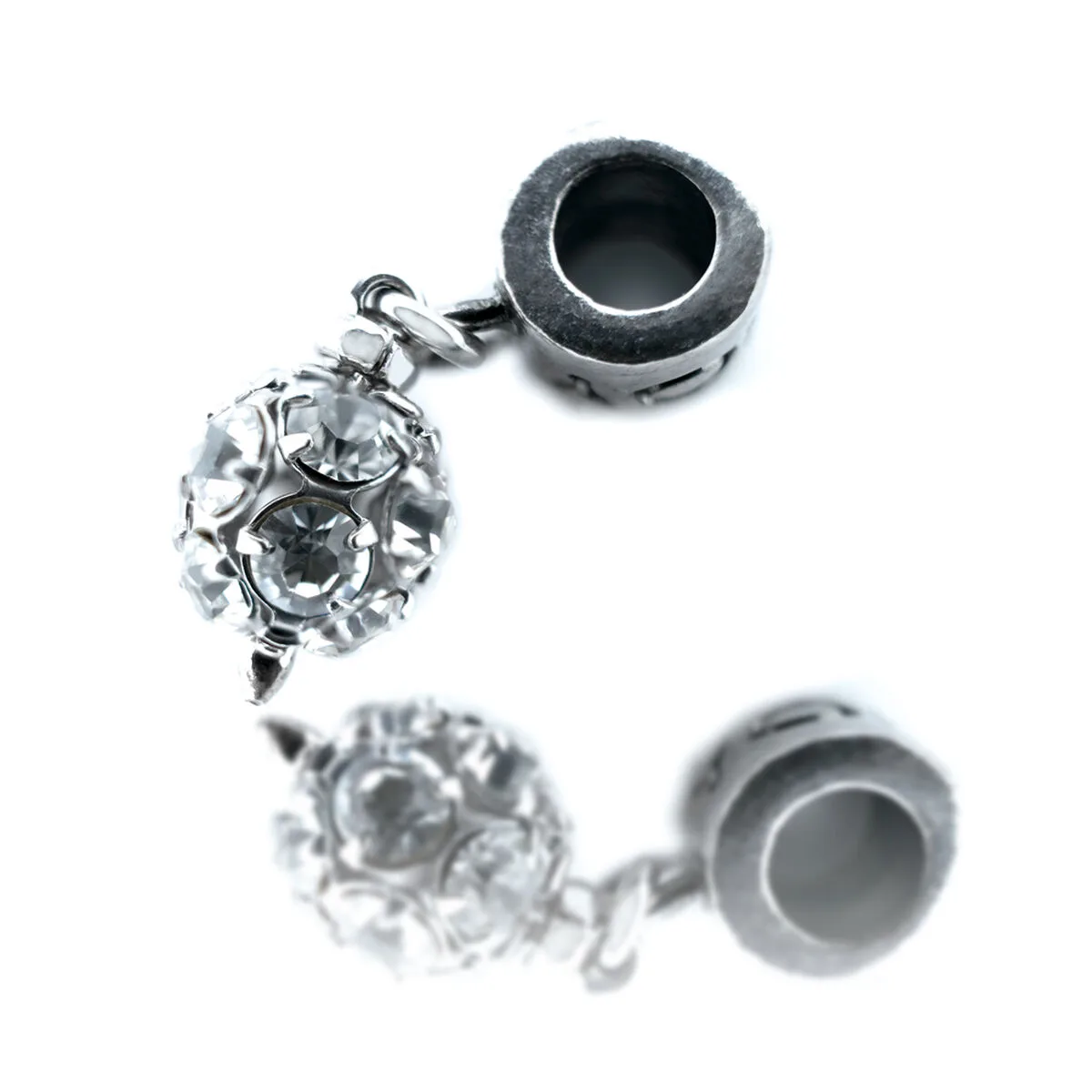 Perle de verre viceroy vmm0071 00 argente 1 cm s033601028. Diaytar ou l'éloge de la diversité : un catalogue riche et varié où chacun trouve son bonheur, quel que soit son style