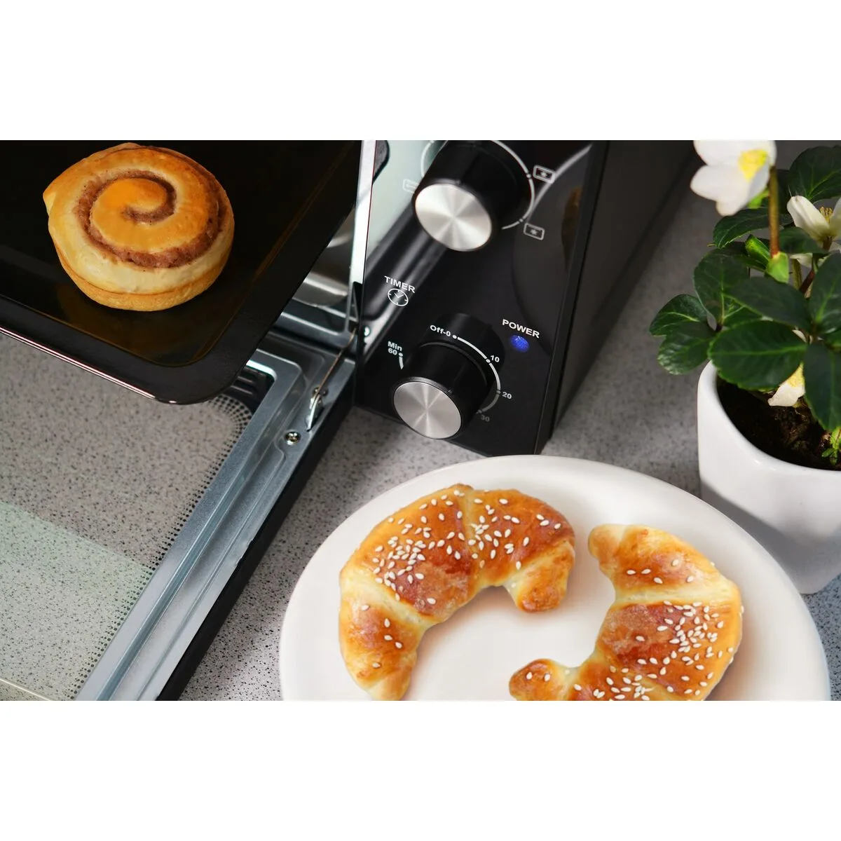 Plaque de cuisson blaupunkt eom601 1800 w s914392624. Diaytar, c'est le grand ménage de printemps dans vos habitudes shopping : on garde l'essentiel, on jette le superflu.