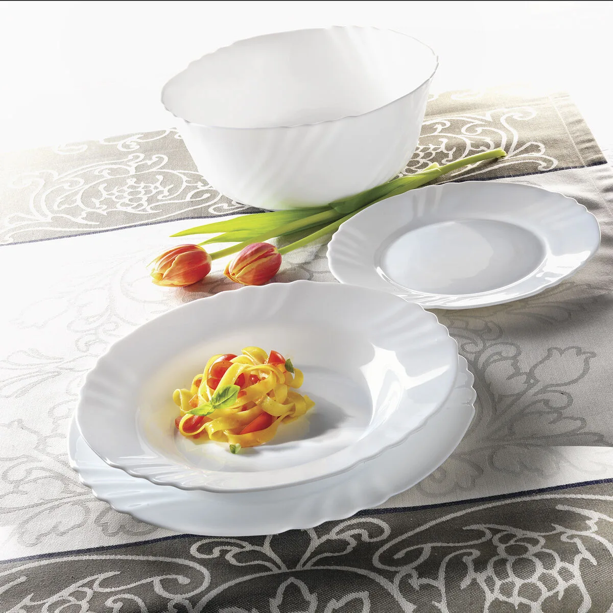 Plat a gratin bormioli rocco ebro verre o 32 cm 12 unites s270971165. Notre mission chez Diaytar : démocratiser l'accès aux produits extraordinaires, sans rogner sur le design ou la qualité.