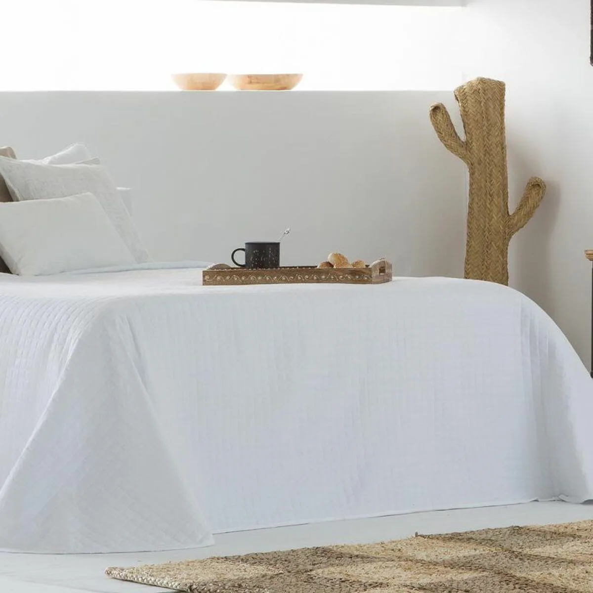 Plateau alexandra house living blanc naturel bois de manguier 29 x 6 x 43 cm d163092960. Avec Diaytar, redécouvrez le plaisir de l'achat en ligne grâce à une approche humaine des produits et de la curation
