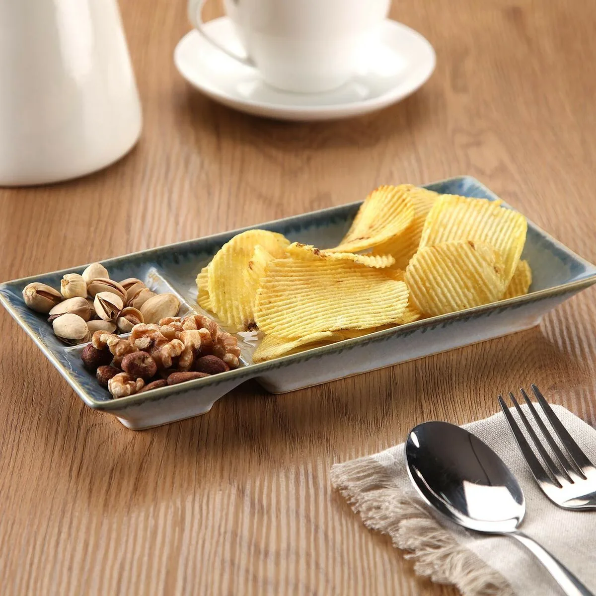 Plateau aperitif versa bleu 11 5 x 2 7 x 25 cm sushi s341284780. Diaytar a sélectionné pour vous une palette de produits allant de l'électronique grand public aux must-have de la maison