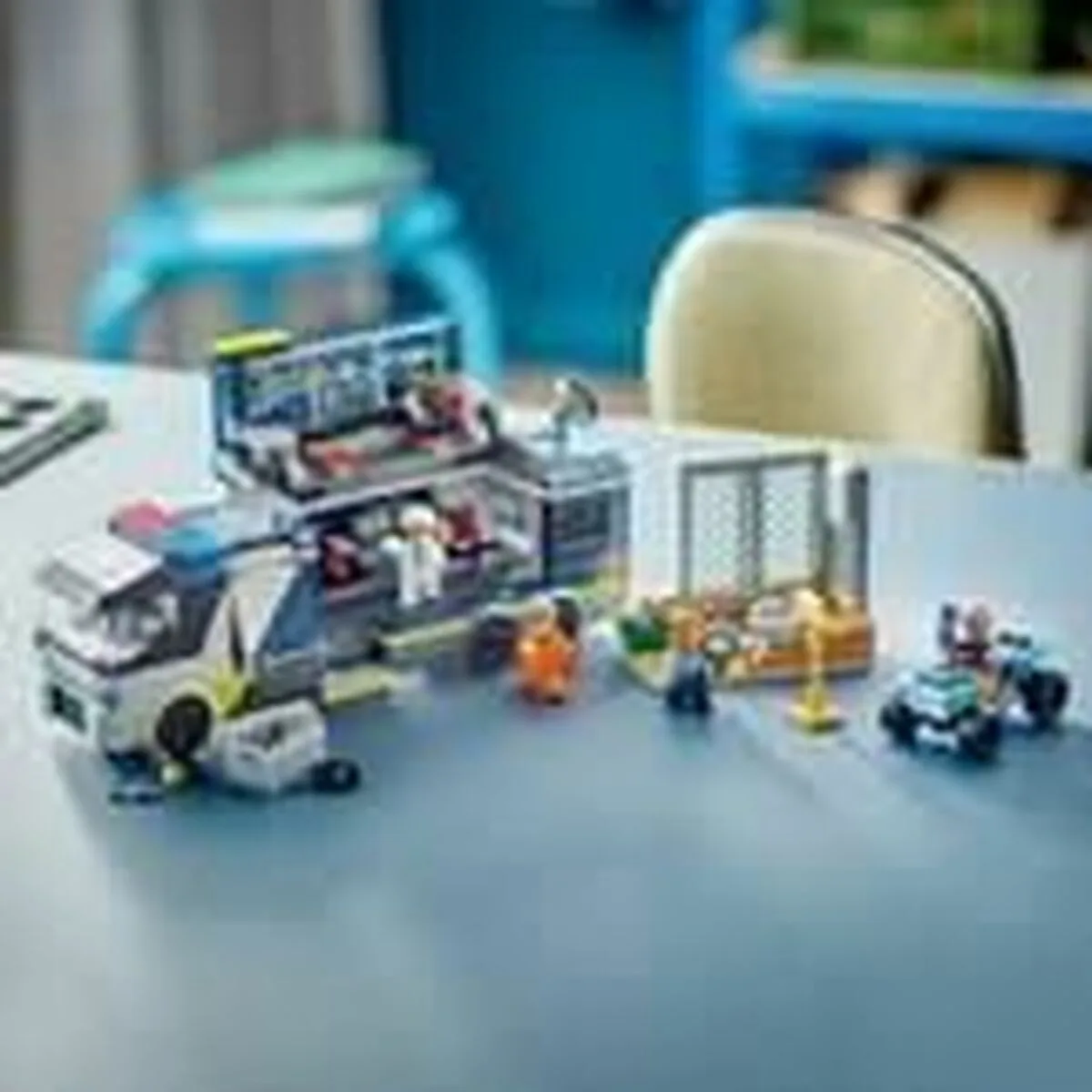 Playset lego 60418 police mobile criminology laboratory s719607584. La recette Diaytar : un tiers de design, un tiers d'innovation, un tiers de fonctionnalité. Le tout saupoudré de tendance.