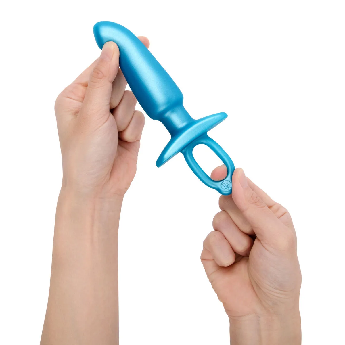 Plug anal b vibe bleu s940591673. Diaytar vous habille de la tête aux pieds avec goût et raffinement.