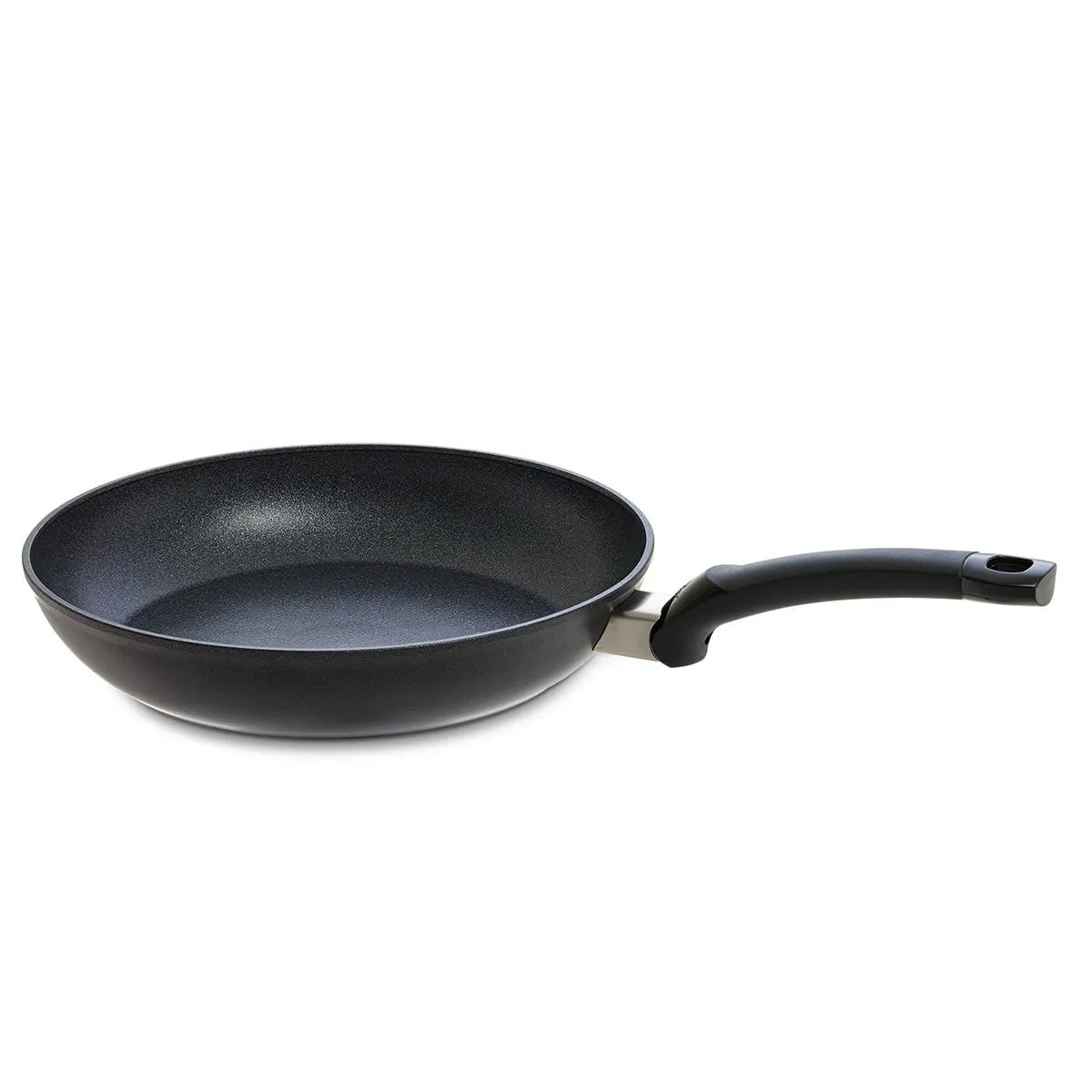 Poele fissler adamat classic noir aluminium s045056750. Nous sommes Diaytar, les architectes de votre espace de vie en ligne, meublé avec les meilleurs produits du moment