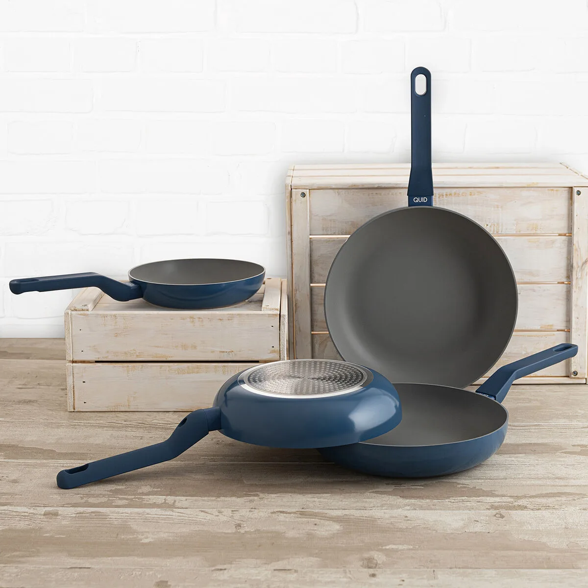 Poele quid baltic blanc metal o 28 cm 5 unites s271264020. Diaytar, c'est la promesse de trouver ce produit parfait qui répondra à un besoin précis tout en étant un objet de désir