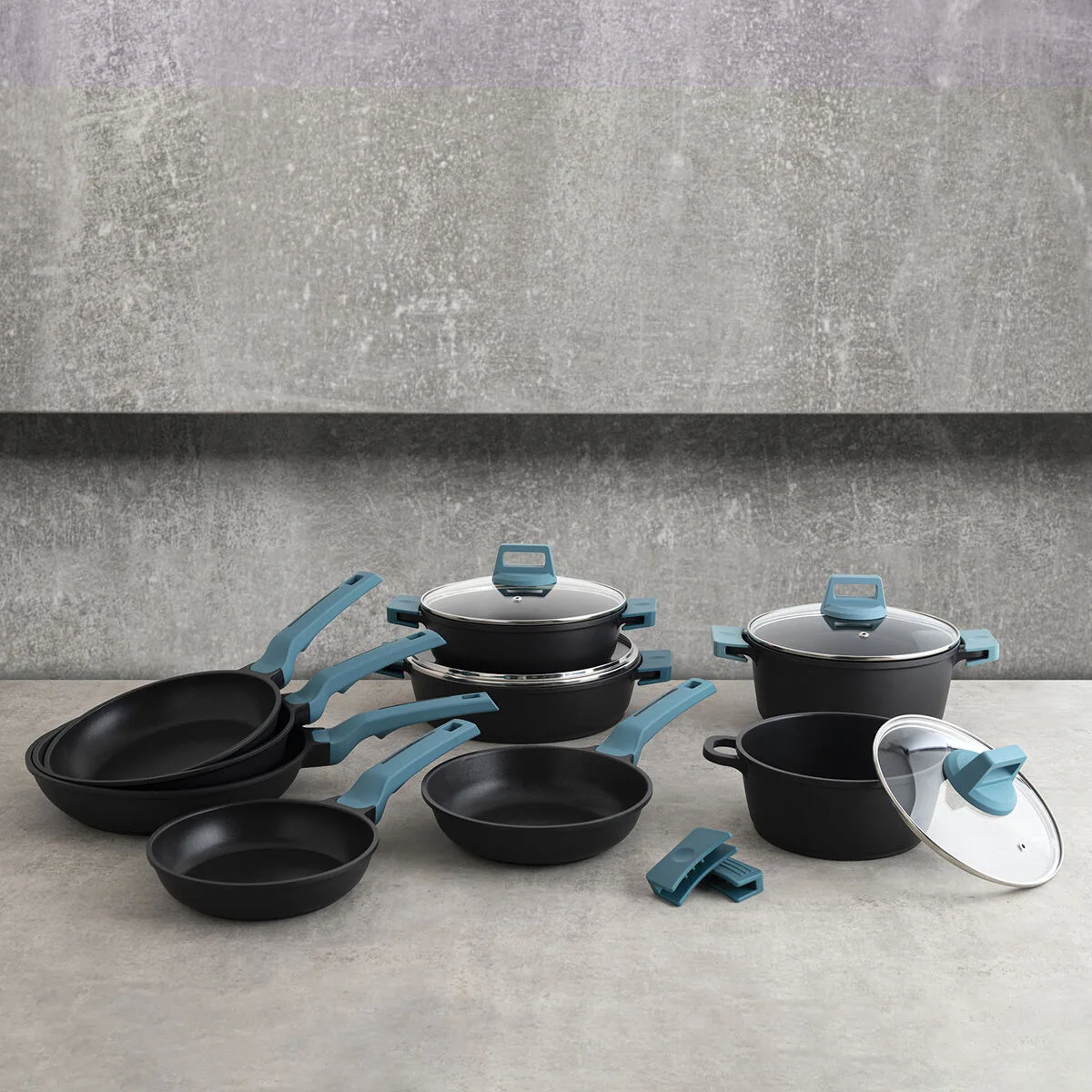 Poele quid confort bleu metal o 24 cm 6 unites s271300036. Diaytar, c'est le compagnon de ceux qui aiment prendre soin d'eux et de leur intérieur avec des produits choisis avec amour.