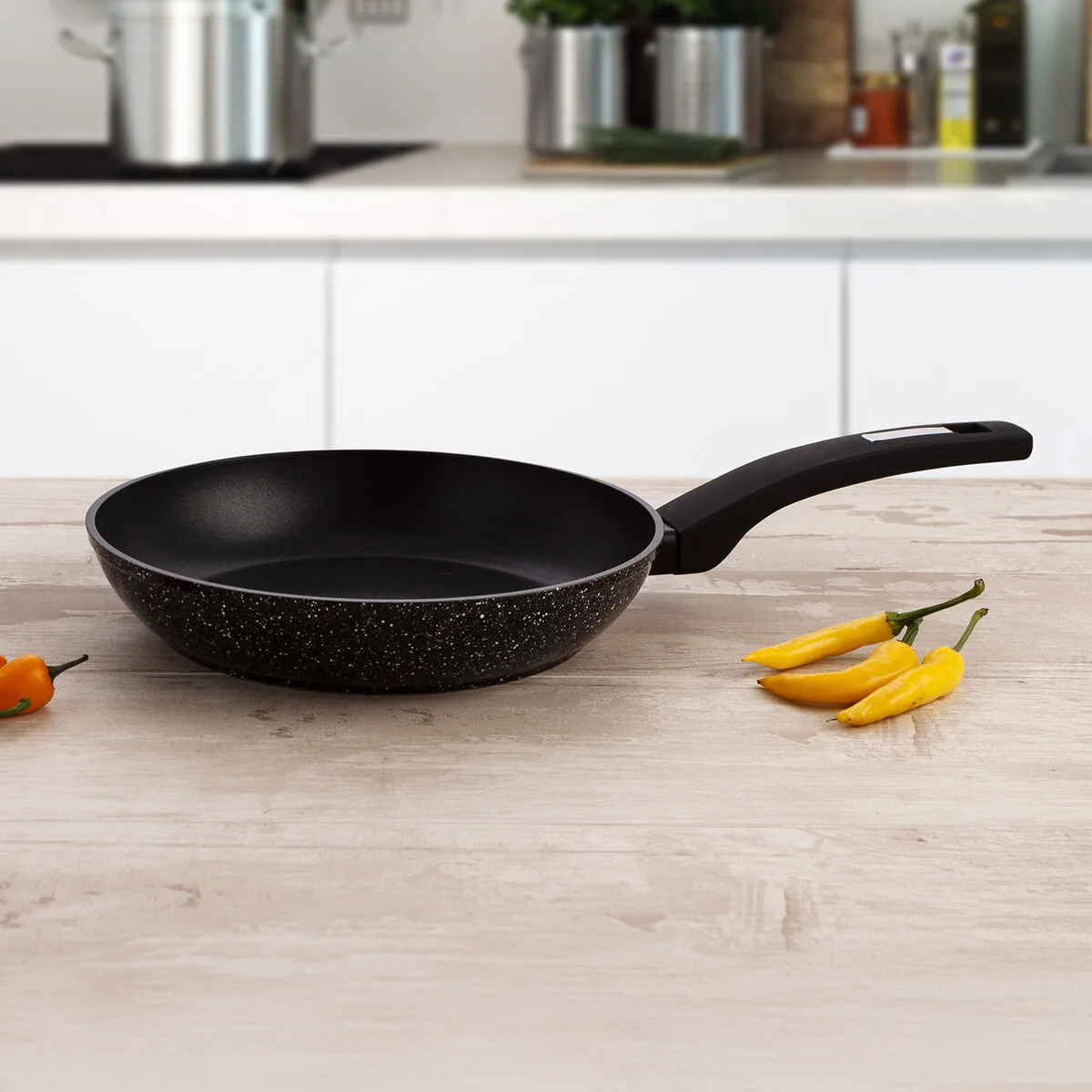 Poele quid estelar noir metal o 18 cm 6 unites s271315489. Notre équipe chez Diaytar est une brigade de passionnés, toujours en chasse pour dénicher la perle rare qui vous fera vibrer.