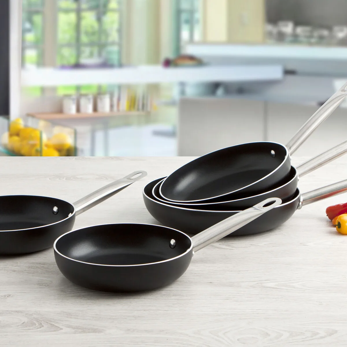Poele quid pro chef noir metal o 18 cm 6 unites s271315822. Diaytar, c'est l'évidence : une plateforme simple, des produits beaux, une expérience fluide. Le trio gagnant.