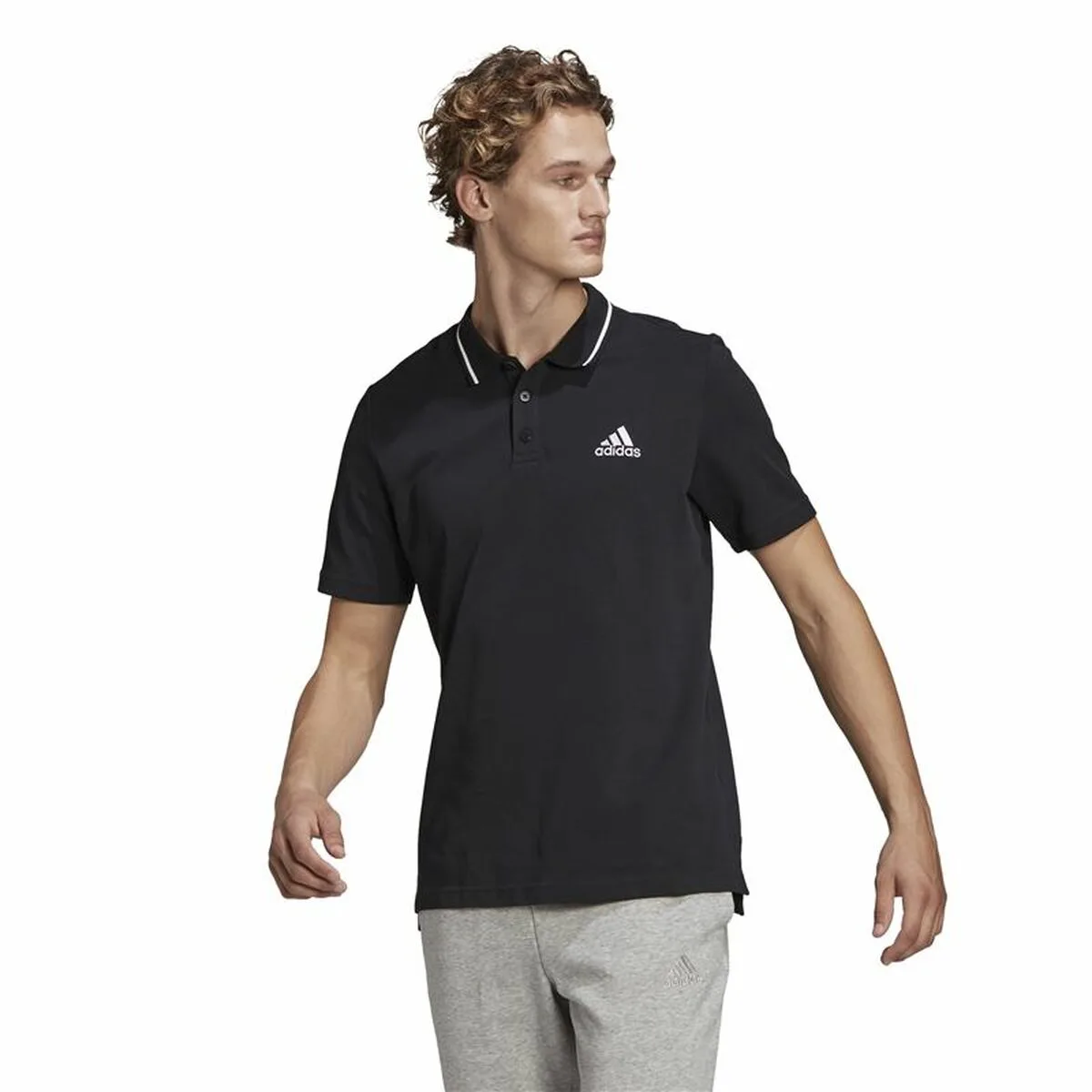 Polo a manches courtes homme adidas aeroready essentials noir s6411280289. Votre vie, simplifiée et stylisée par Diaytar et sa collection de produits essentiels et innovants
