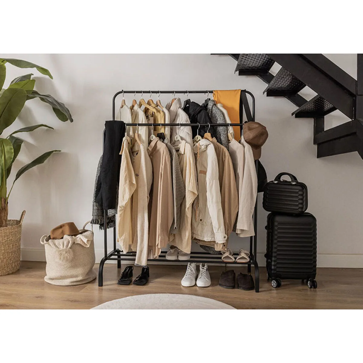 Porte manteaux newlux hangy duo 30 noir metal 115 x 50 x 150 cm s792276240. Diaytar s'engage : derrière chaque produit se cache une promesse de qualité, de durabilité et de satisfaction.