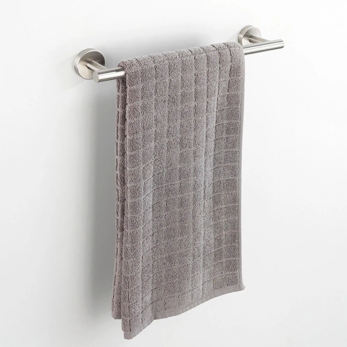Porte serviettes a barre wenko bosio acier inoxydable 60 x 5 5 x 7 cm s792841974. L'aventure Diaytar, c'est celle d'une équipe passionnée qui déniche pour vous les perles rares du marché généraliste