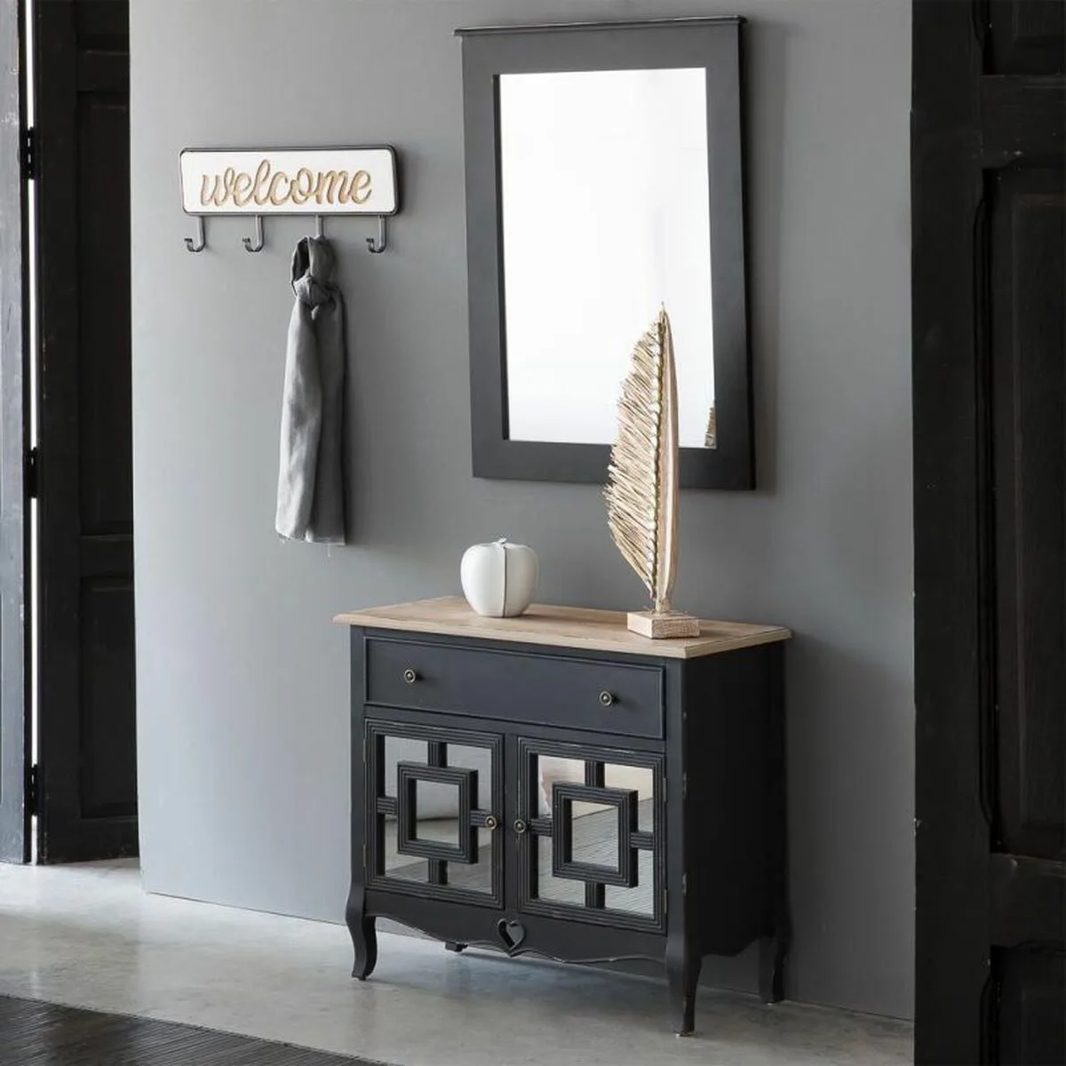 Portemanteau alexandra house living welcome blanc bois mdf 5 x 22 x 60 cm d163099221. Nous sélectionnons pour Diaytar des produits qui ont une histoire, une âme, et qui sauront trouver une place dans la vôtre.