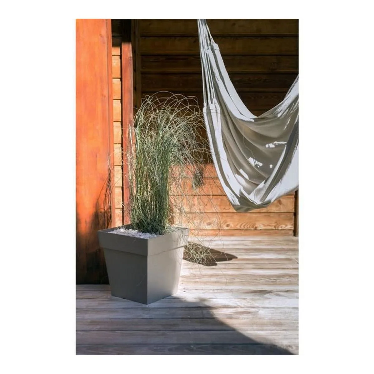 Pot eda tuscan taupe plastique carre o 50 cm 49 5 x 49 5 x 52 5 cm s714912834. Bienvenue dans le cercle très sélect des acheteurs inspirés. Diaytar révèle les produits qui définiront demain.