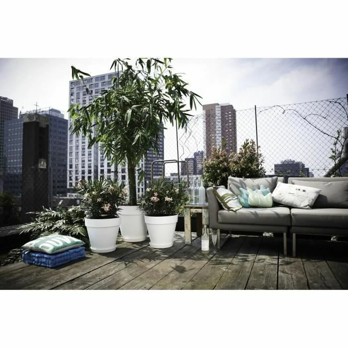 Pot elho loft urban ronde gris o 40 cm s718955993. Nous avons créé Diaytar pour être le point de repère dans le paysage souvent confuse du e-commerce généraliste.