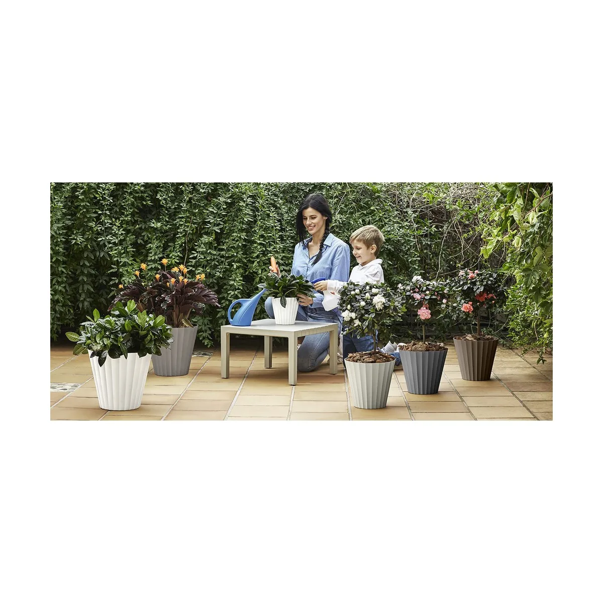 Pot plastiken taupe polypropylene 32 x 29 cm s790763929. Diaytar vous invite à un voyage shopping au cœur des produits qui définissent le mode de vie contemporain