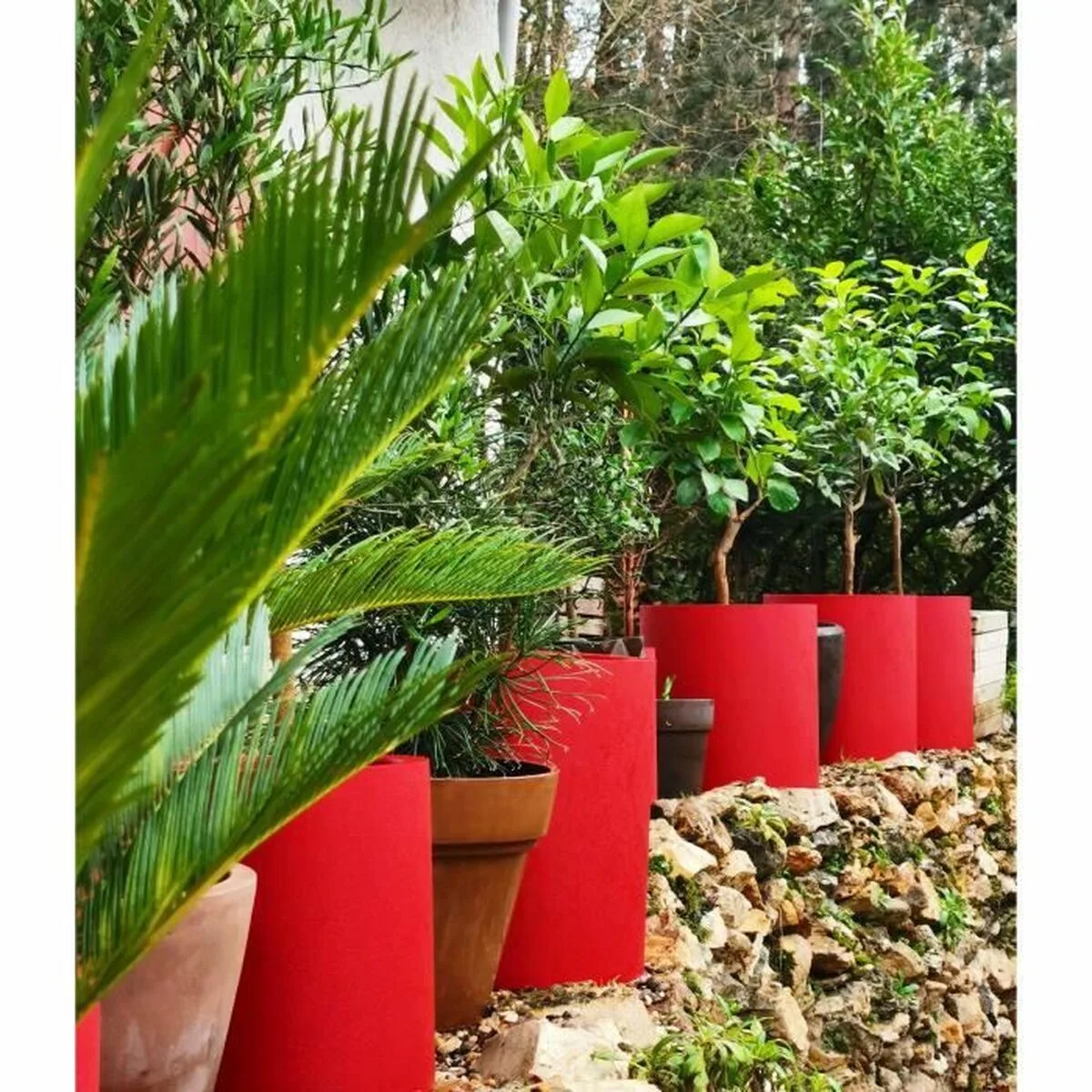 Pot riviera o 40 cm rouge plastique recyclado rond s715211797. Révélez votre style avec la collection capsule Diaytar, limitée et exclusive.