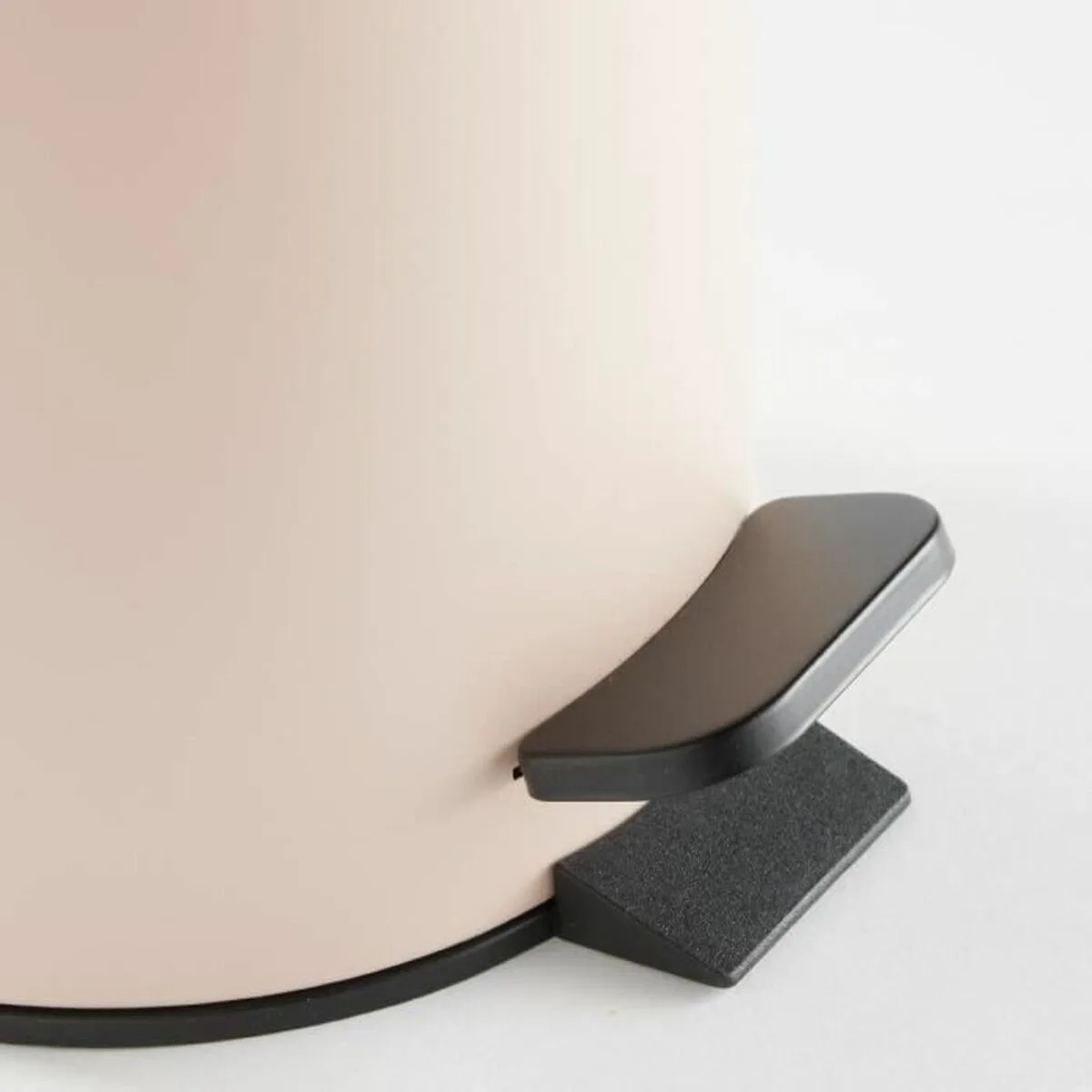 Poubelle today rose 3 l s7101862197. Chez Diaytar, nous transformons vos envies en réalité avec style.